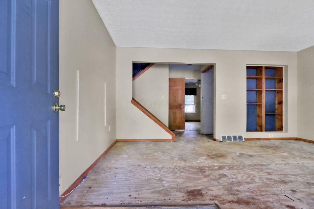 4087 Forest Edge Drive