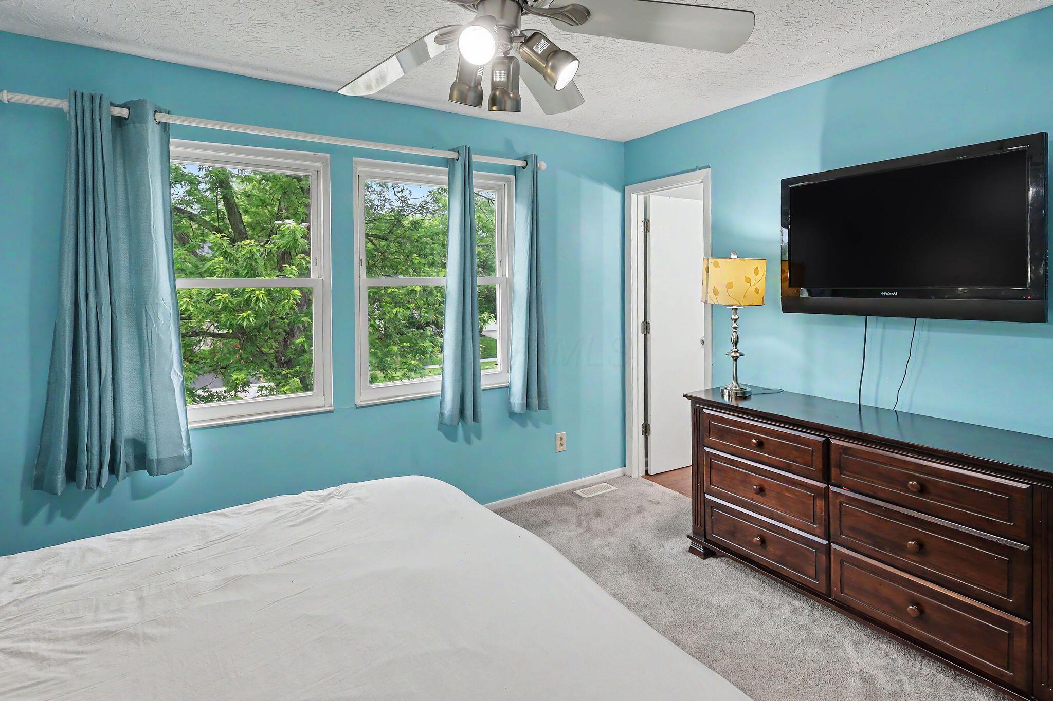 445 High Meadows Village Drive