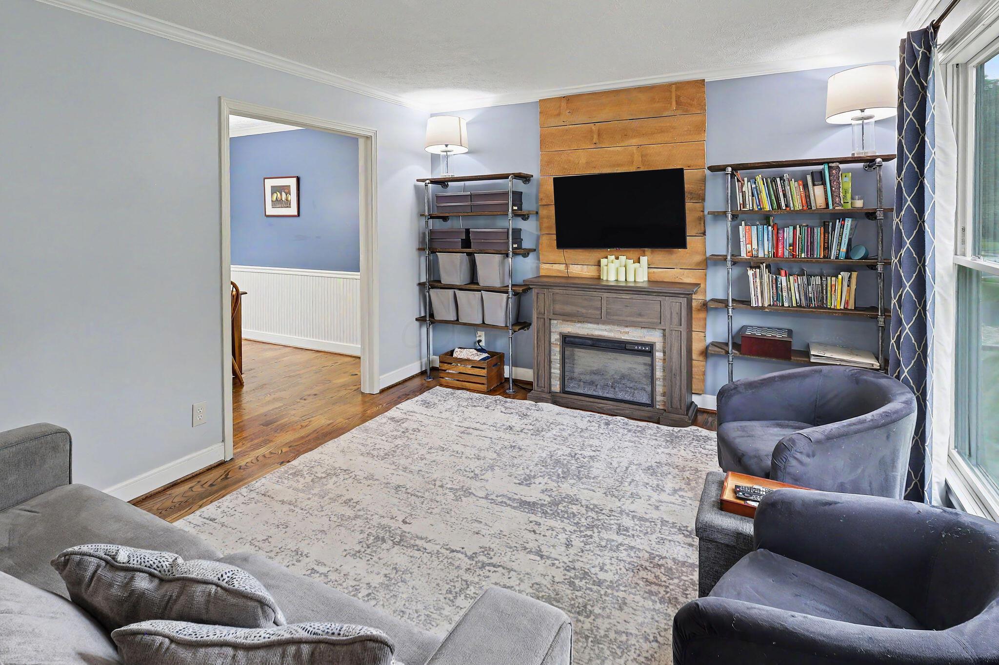 445 High Meadows Village Drive
