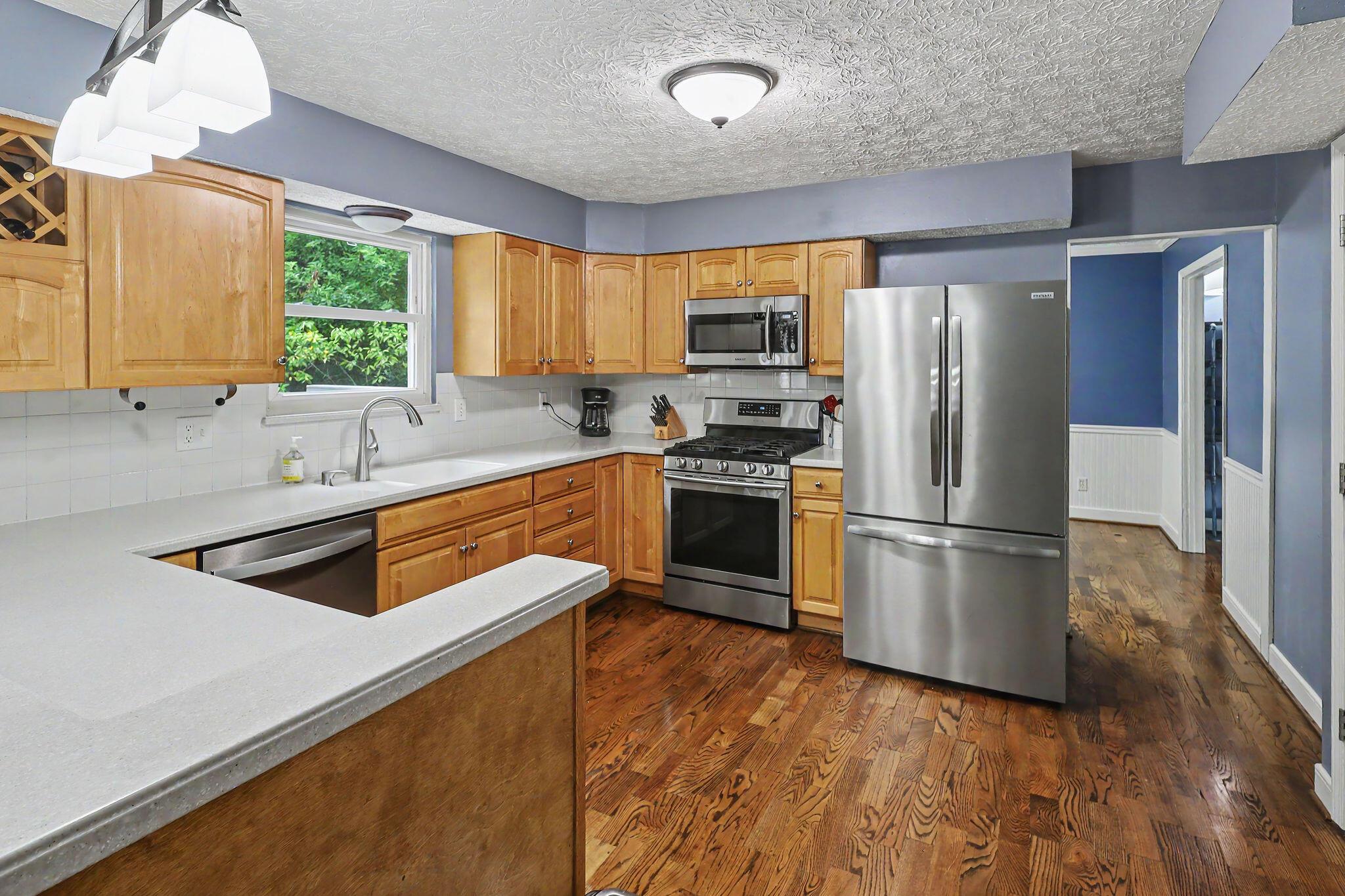 445 High Meadows Village Drive
