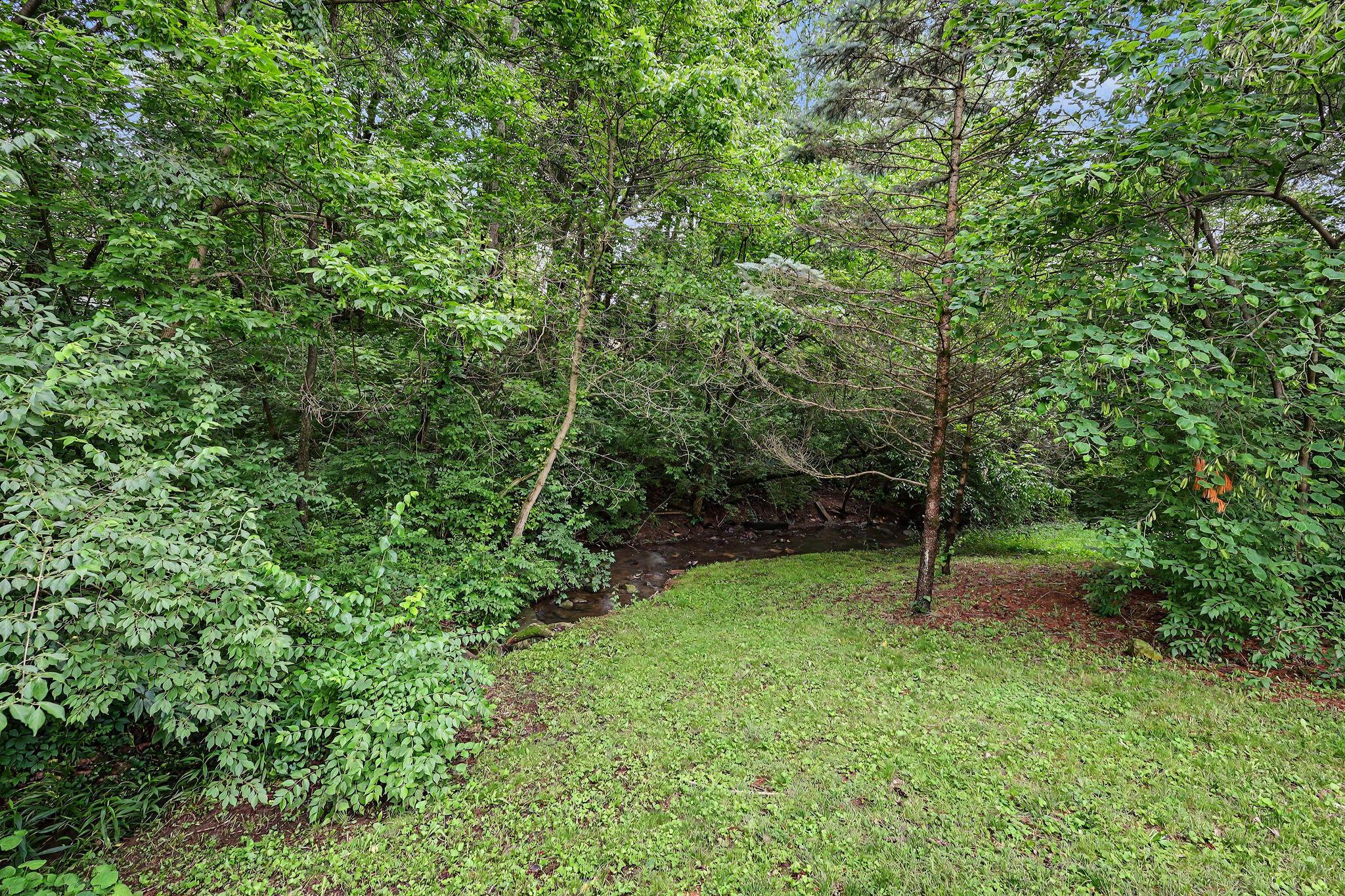 445 High Meadows Village Drive