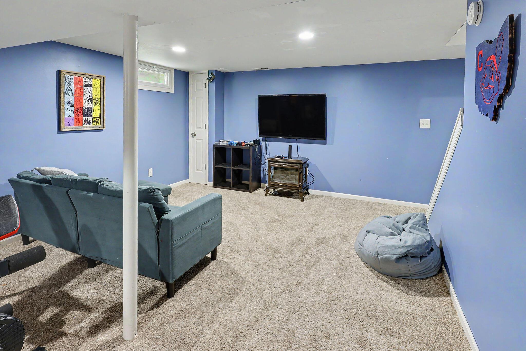 445 High Meadows Village Drive