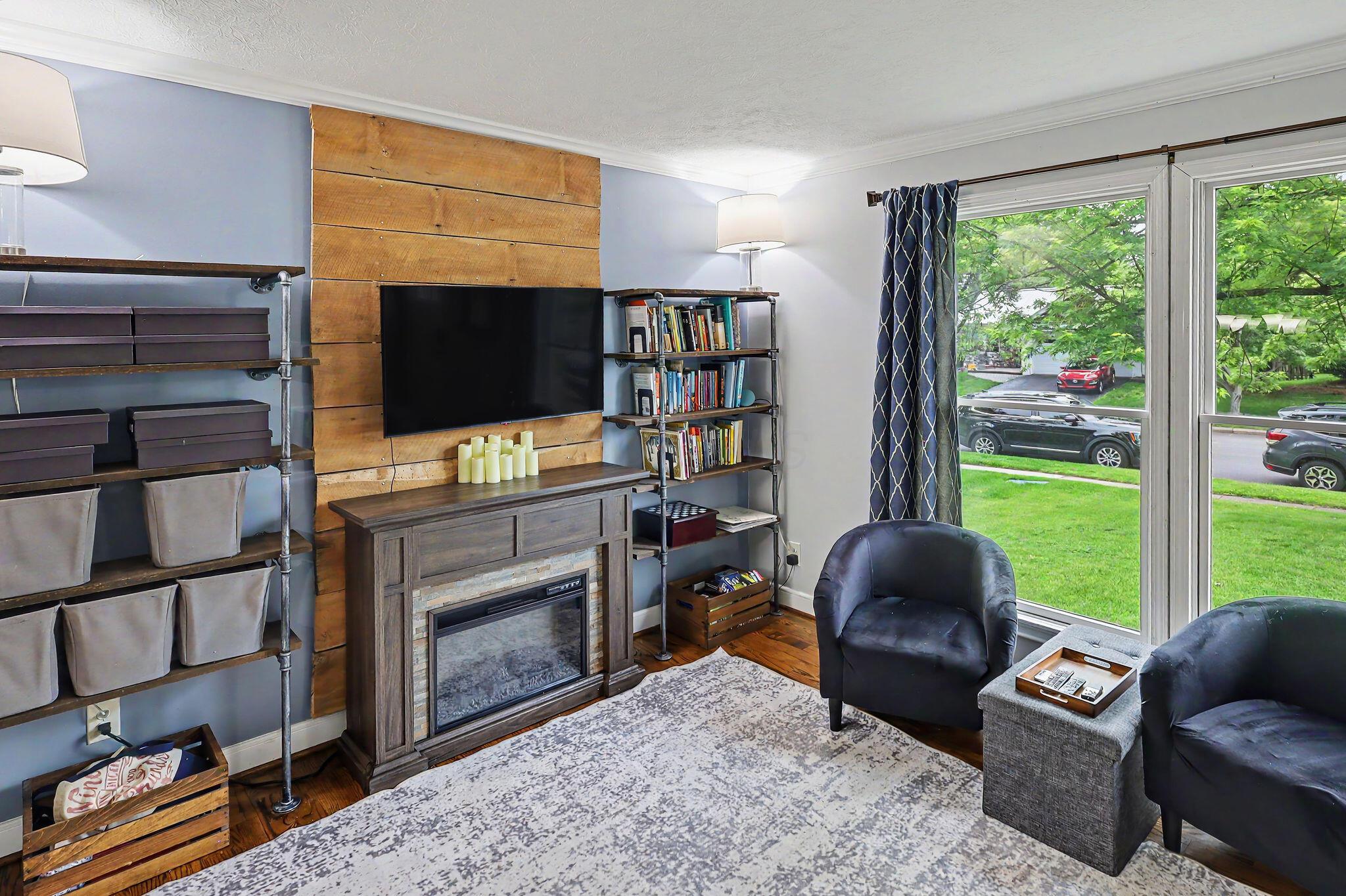 445 High Meadows Village Drive