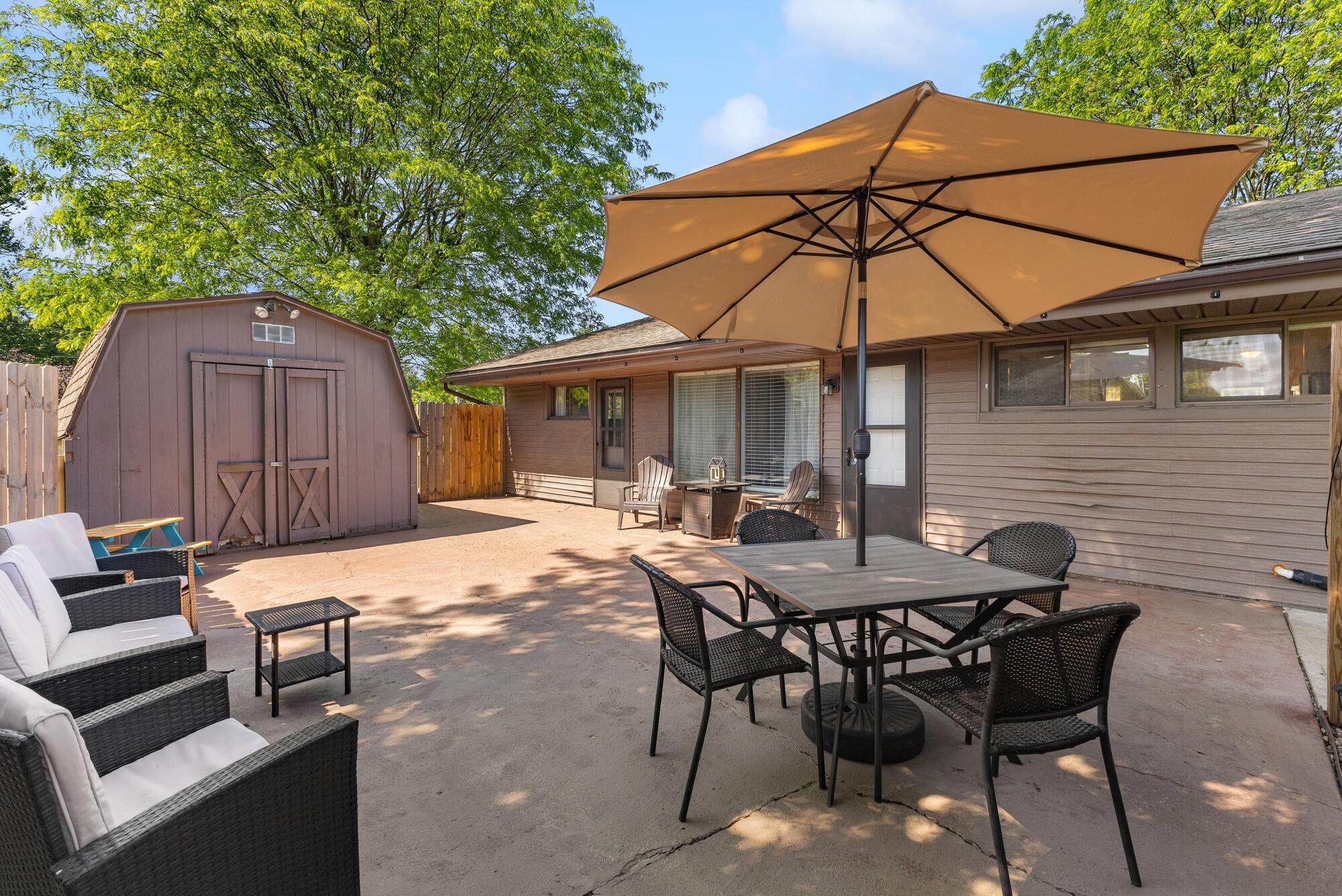 288 Sara Avenue