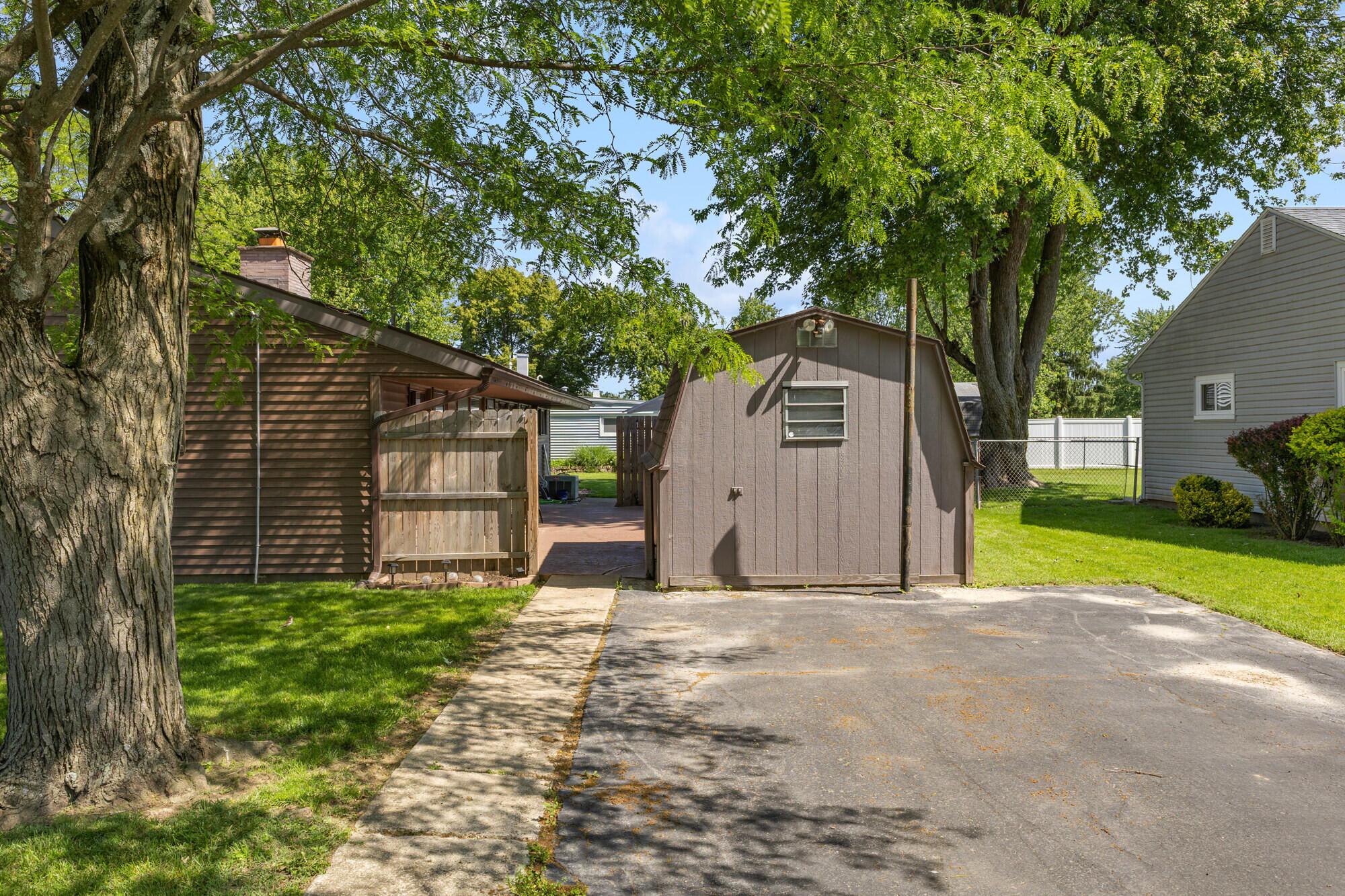 288 Sara Avenue