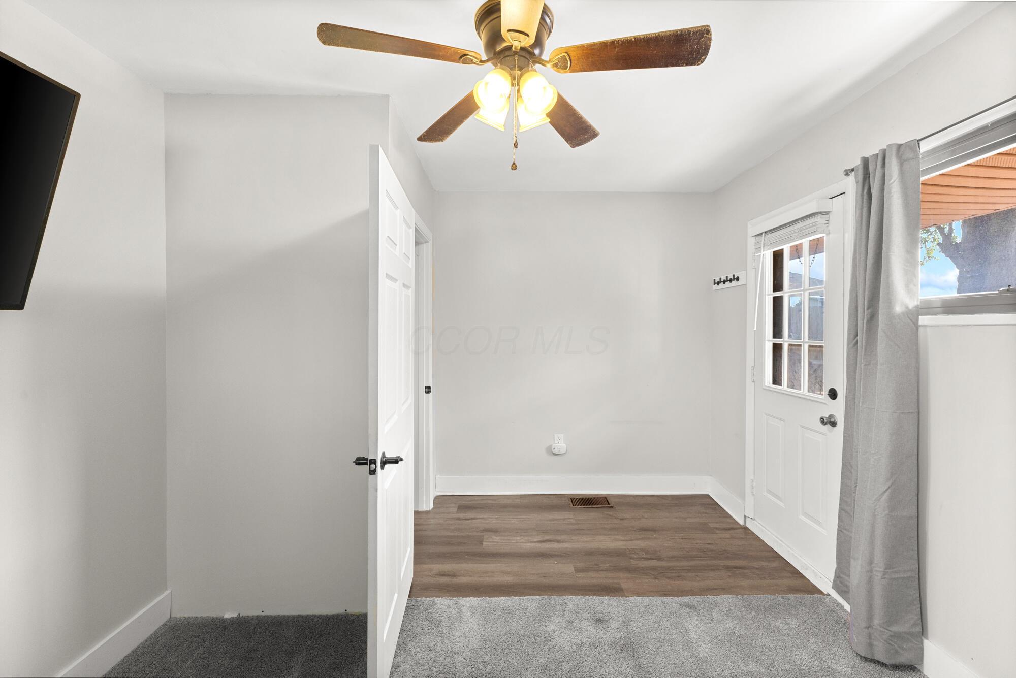 288 Sara Avenue
