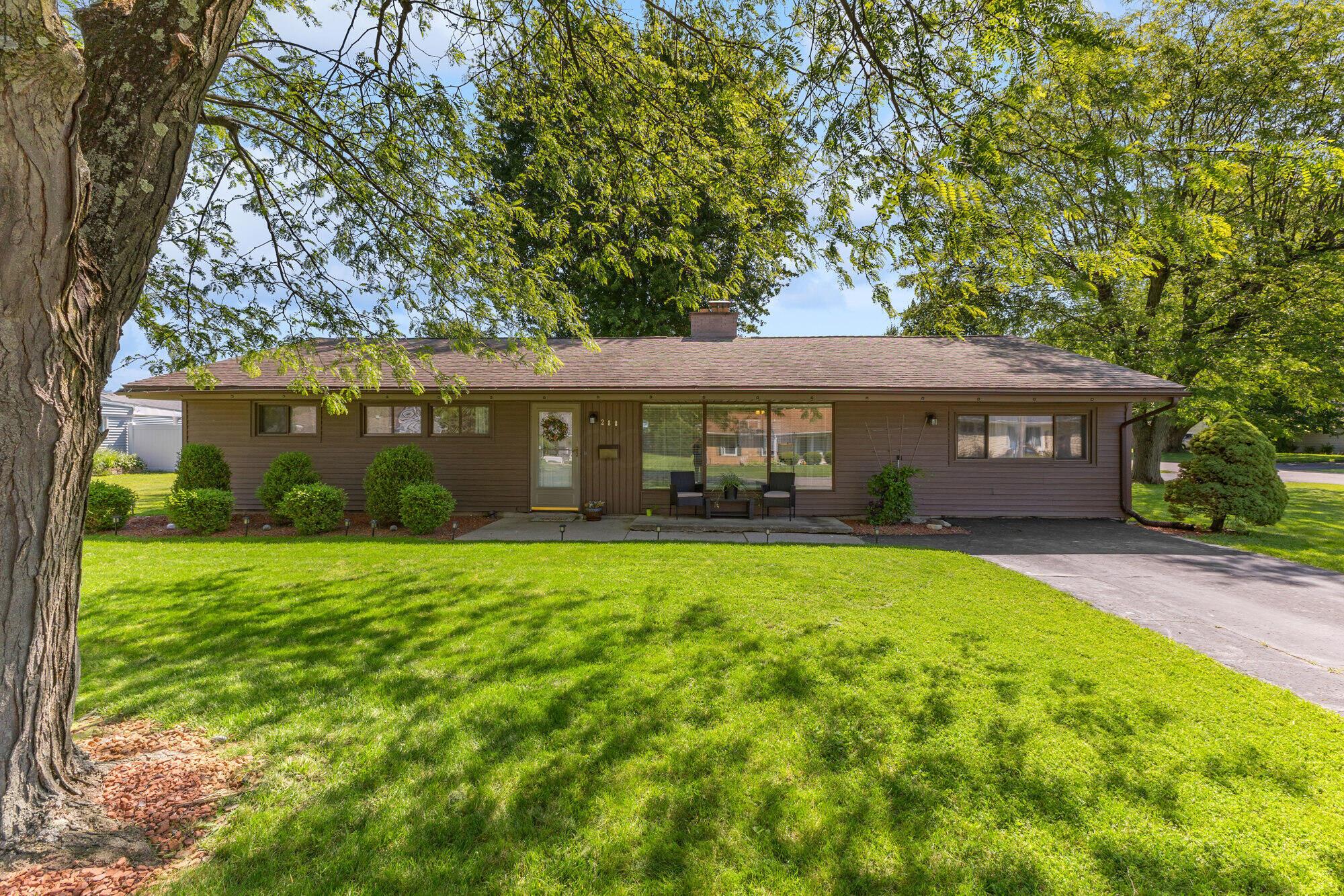 288 Sara Avenue
