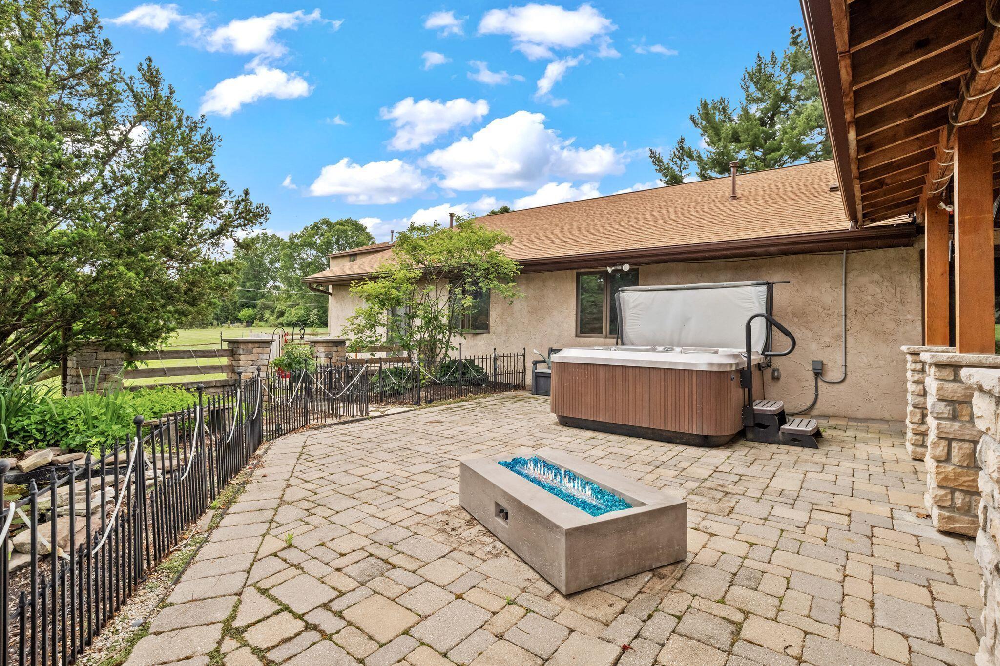 4528 Ravine Drive