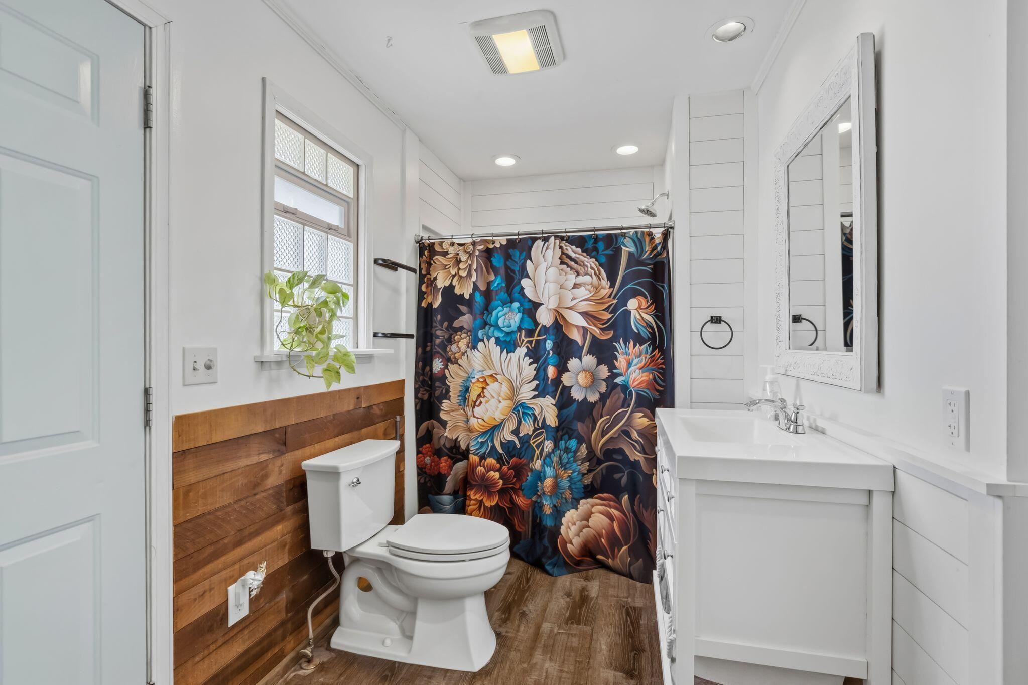 4528 Ravine Drive