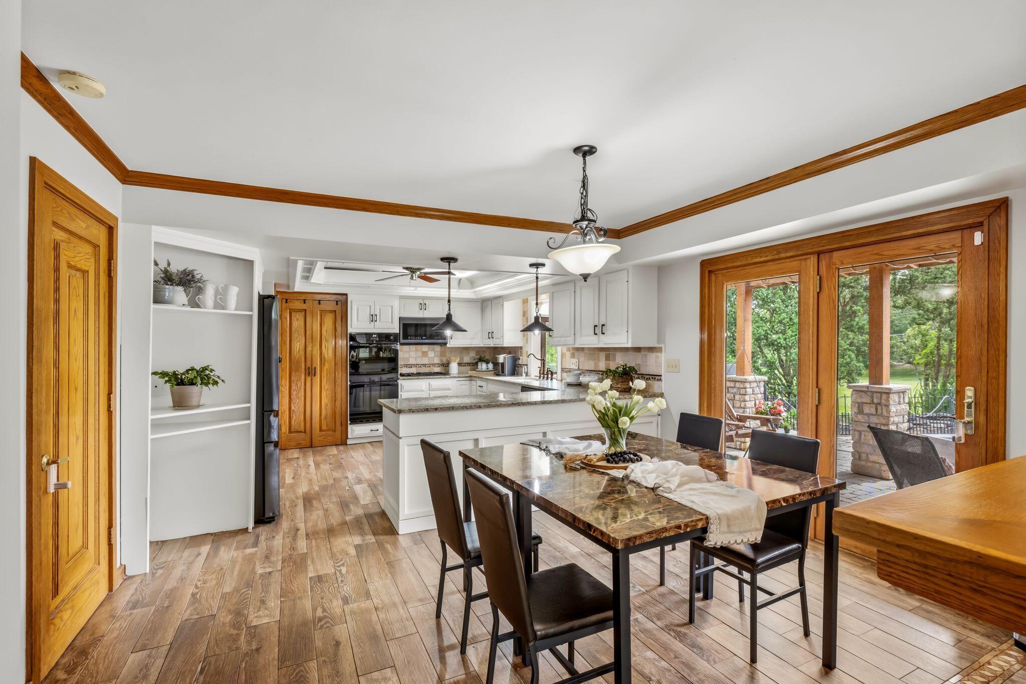 4528 Ravine Drive