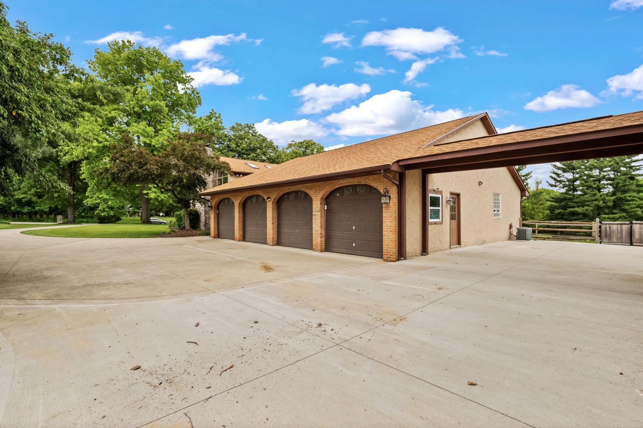 4528 Ravine Drive