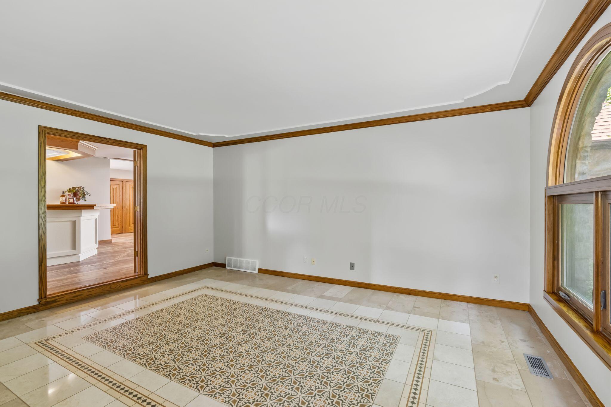 4528 Ravine Drive