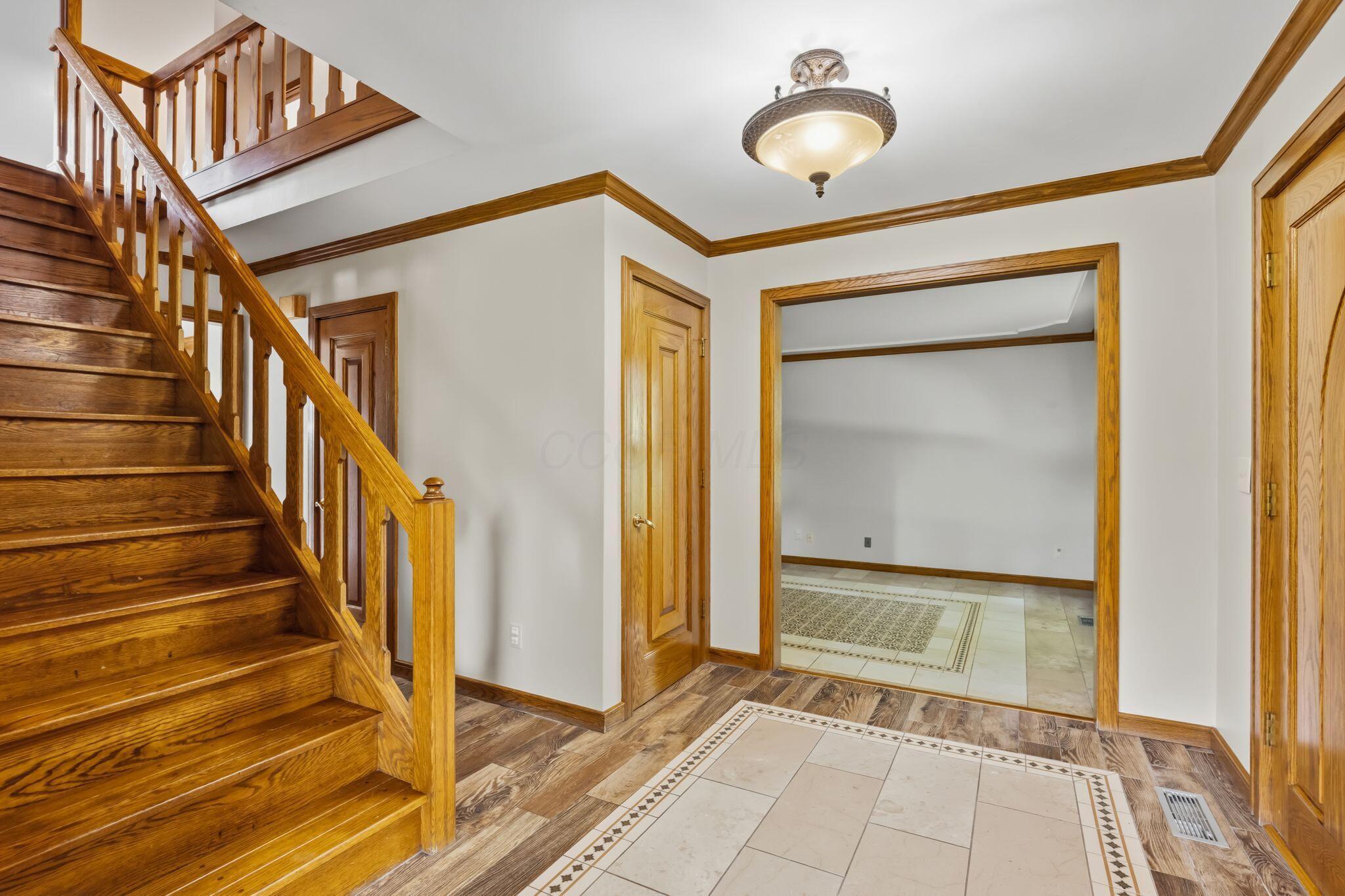 4528 Ravine Drive