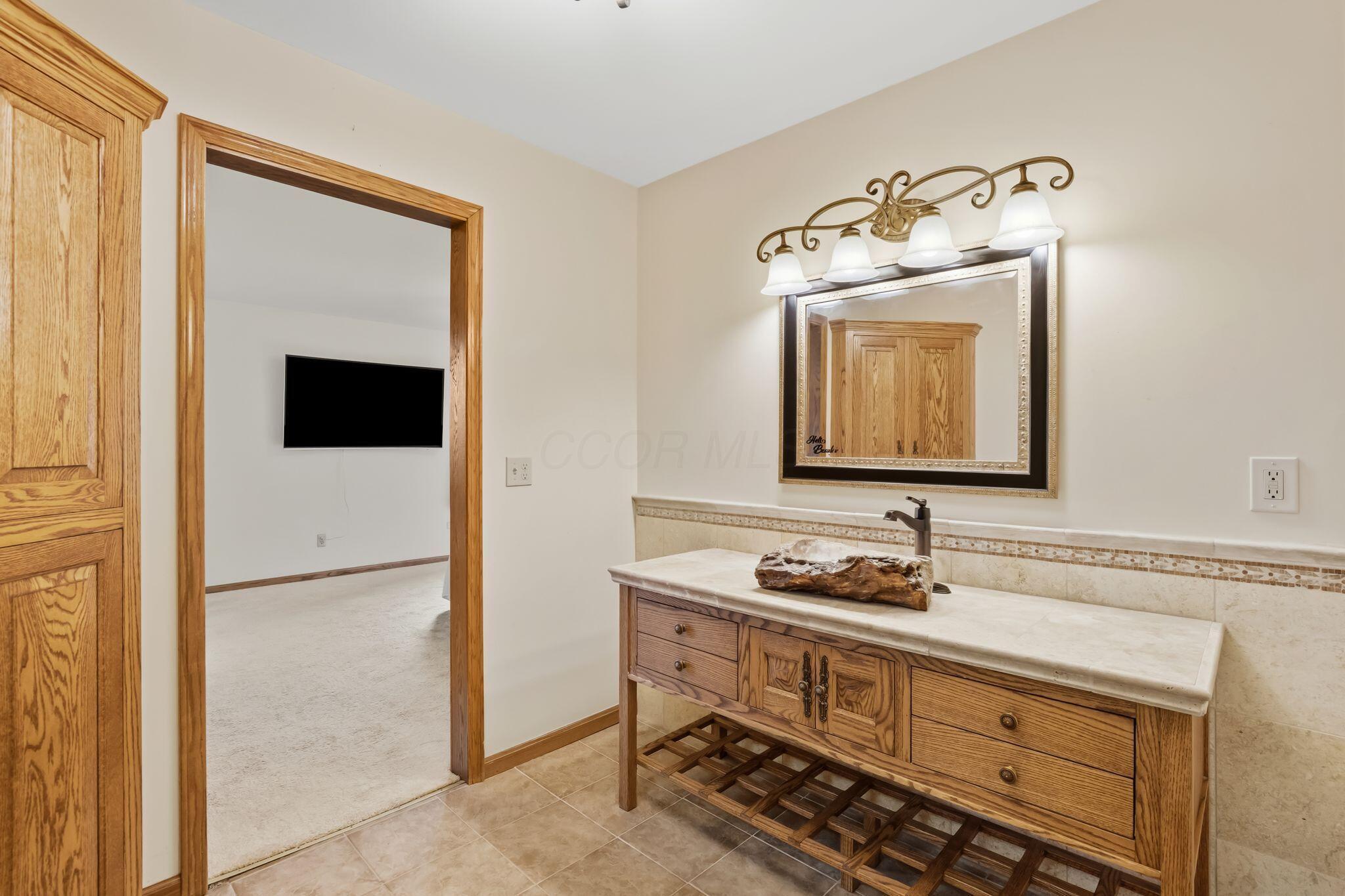 4528 Ravine Drive