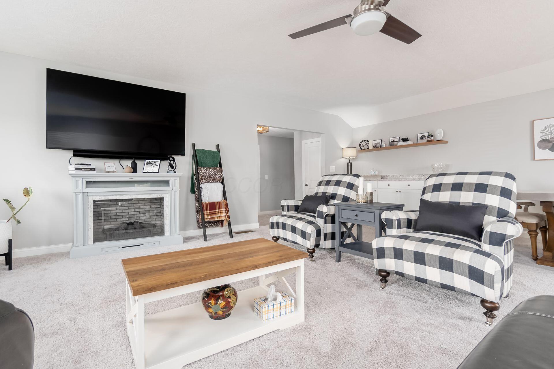 627 Ludham Trail