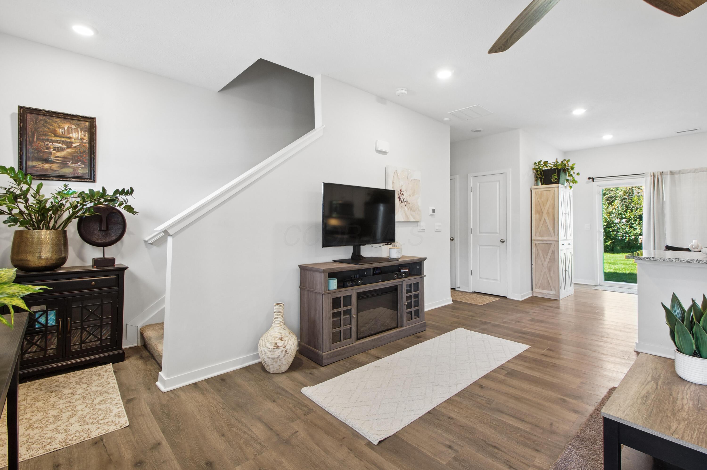 933 Allegro Drive