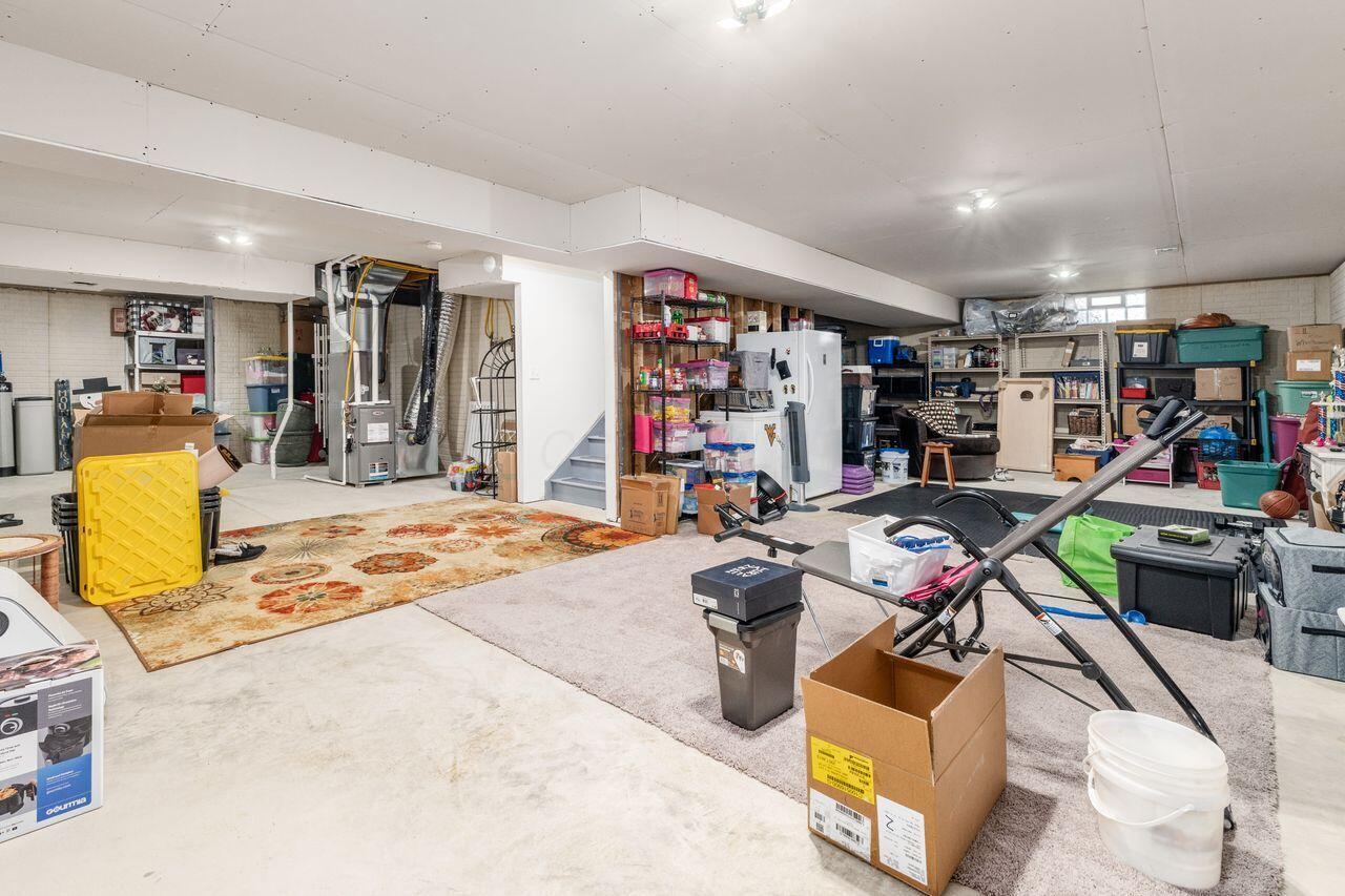 926 Burtwood Drive