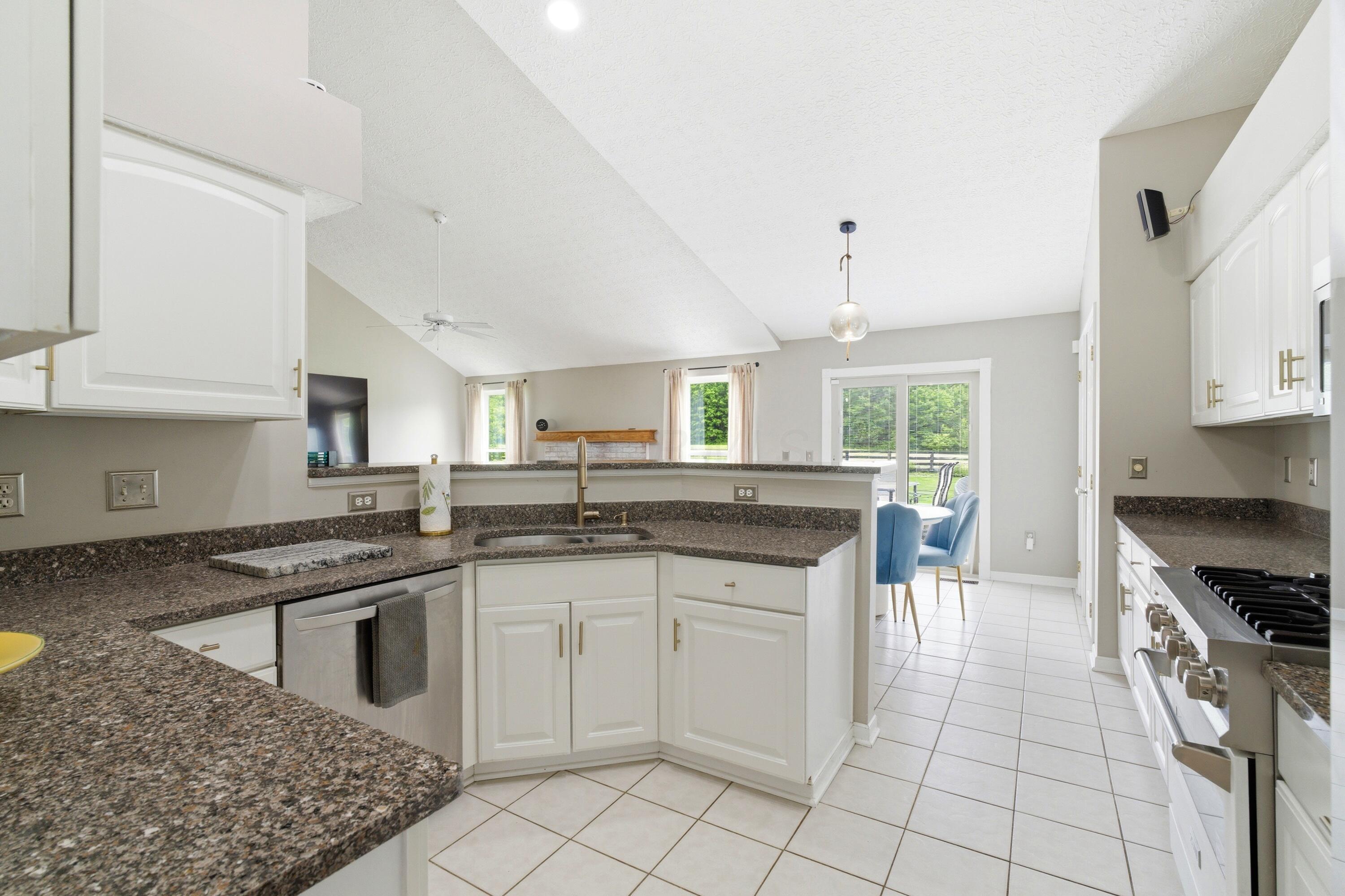 8282 Skelton Court