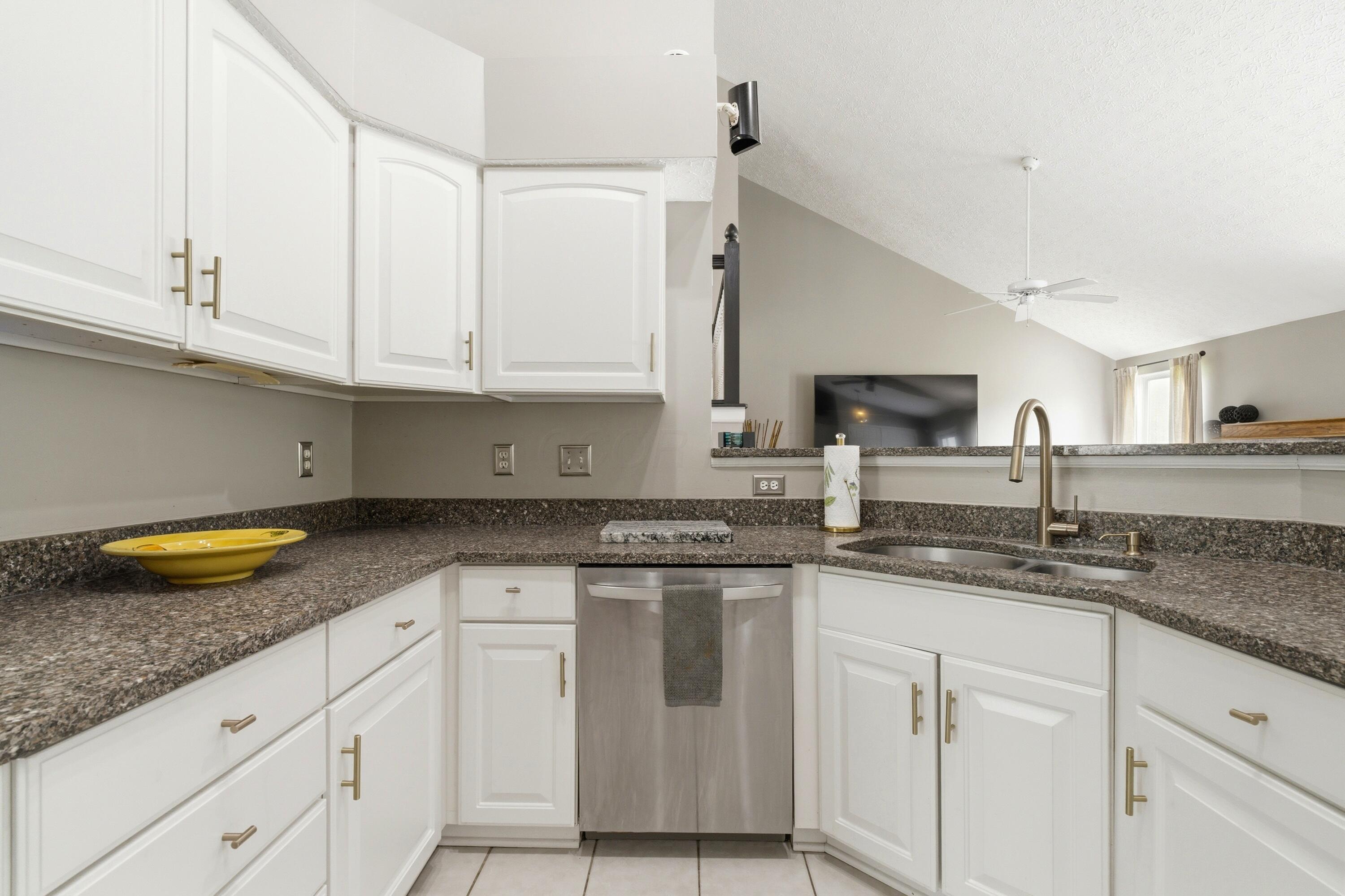 8282 Skelton Court