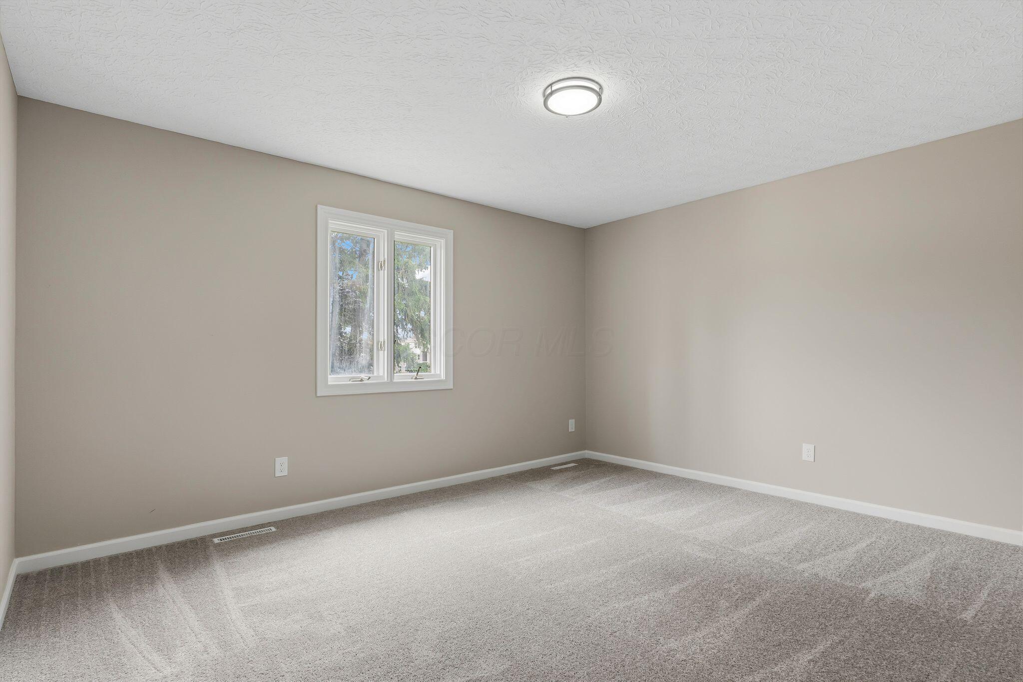 2069 Walnut Hill Park Drive