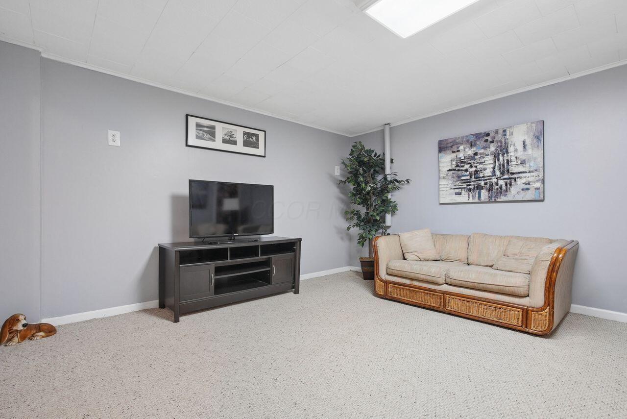 214 Greenbrier Road
