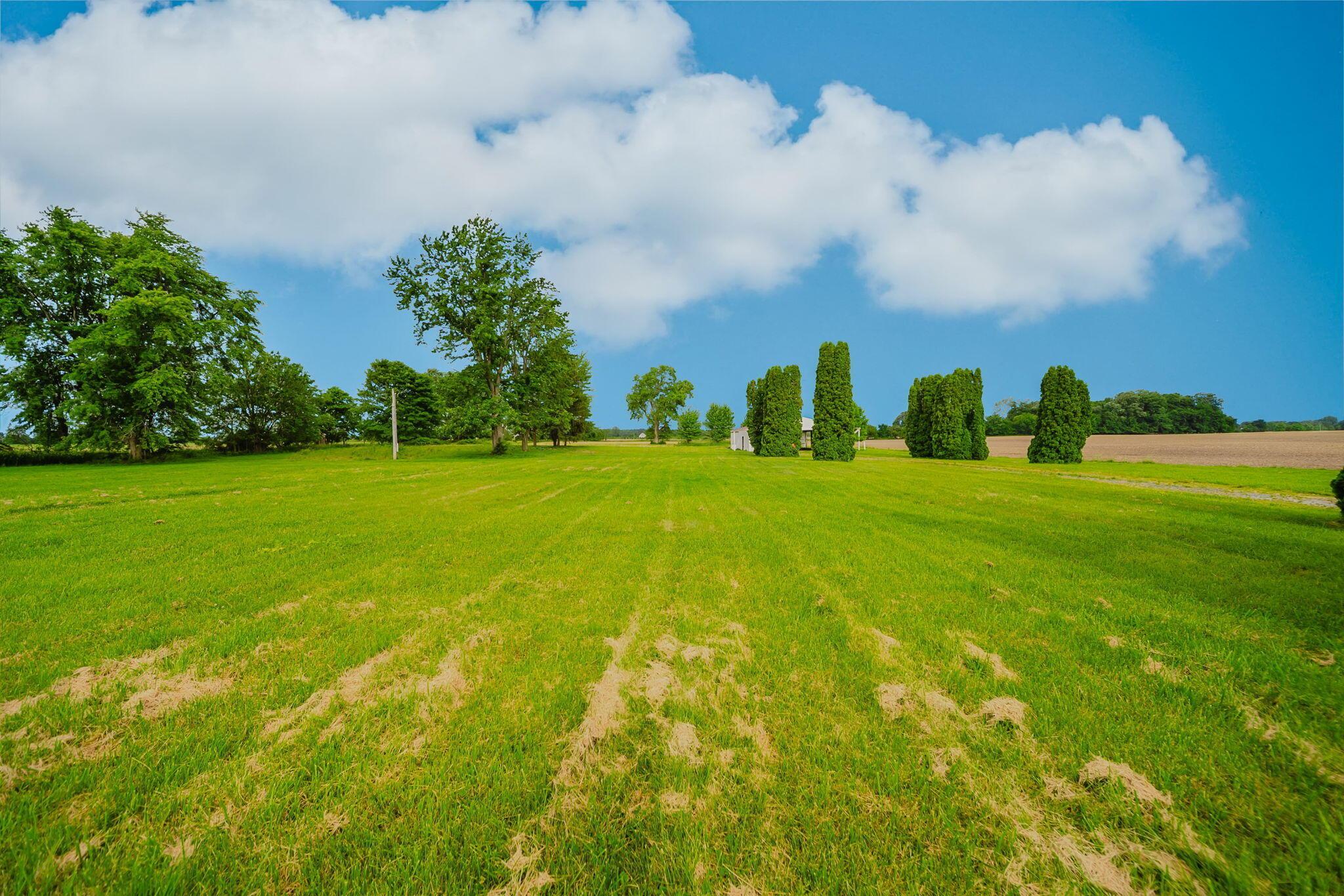 12483 Township Road 209