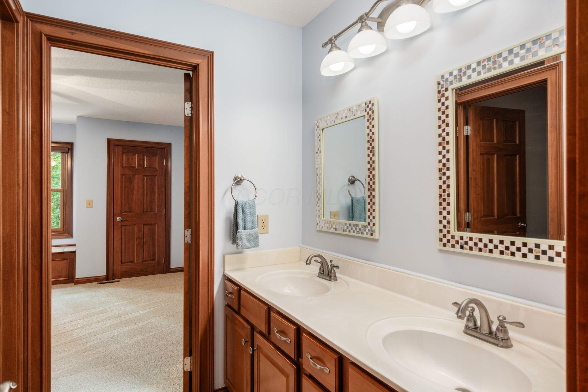 2578 Silverleaf Drive