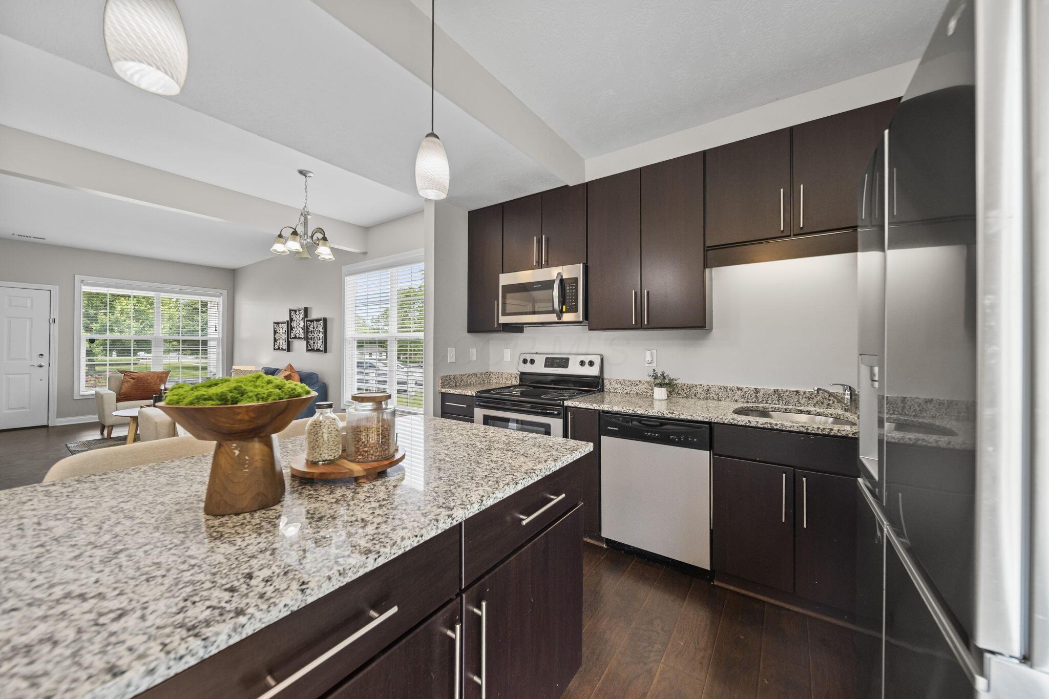 5467 Albany Terrace Way, 1301