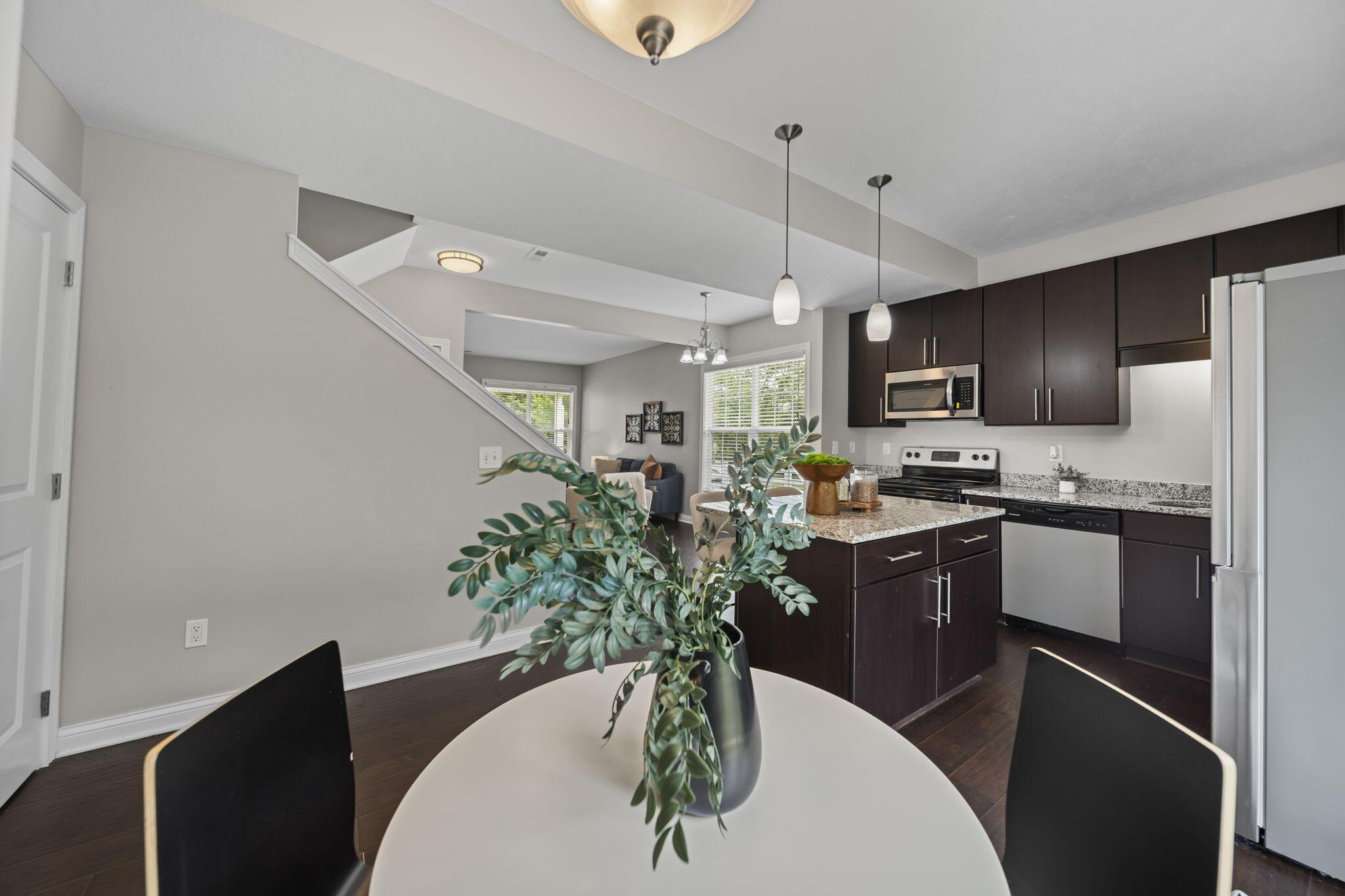 5467 Albany Terrace Way, 1301