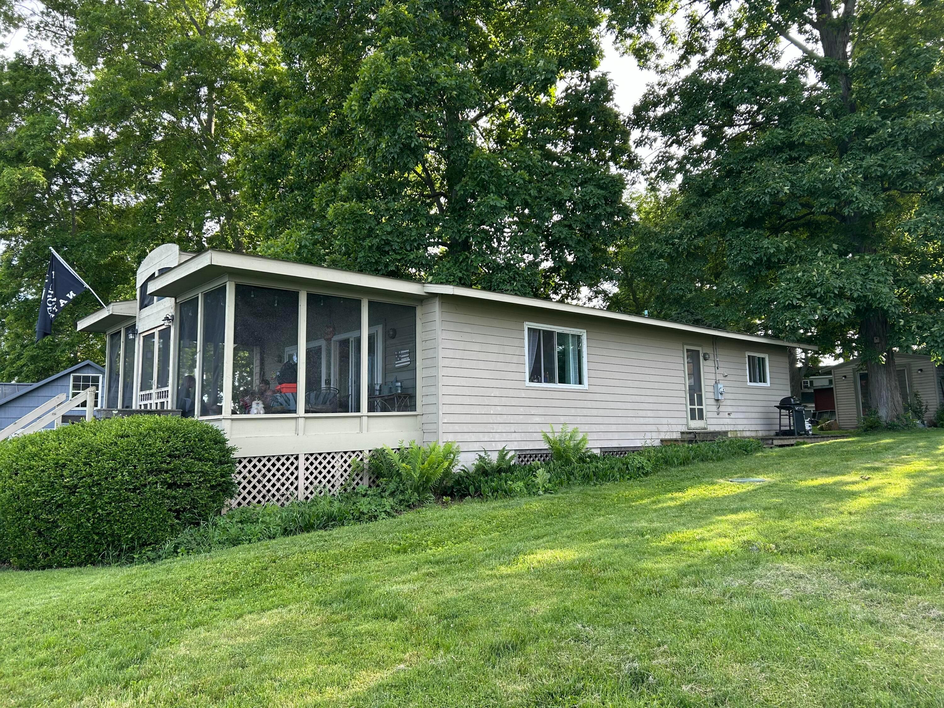 13394 Orchard Island NE