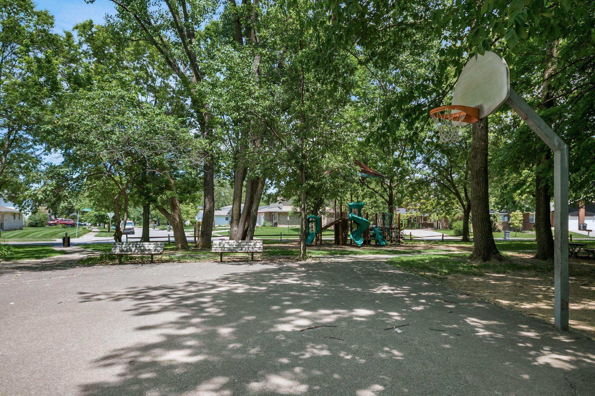 2711 Woodland Trail Drive