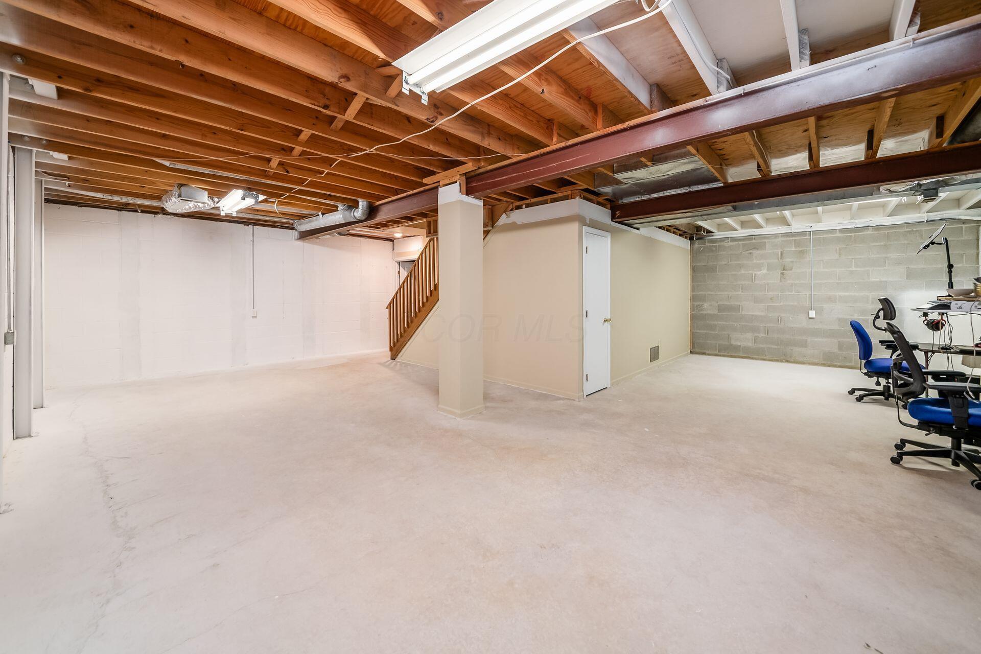 2711 Woodland Trail Drive