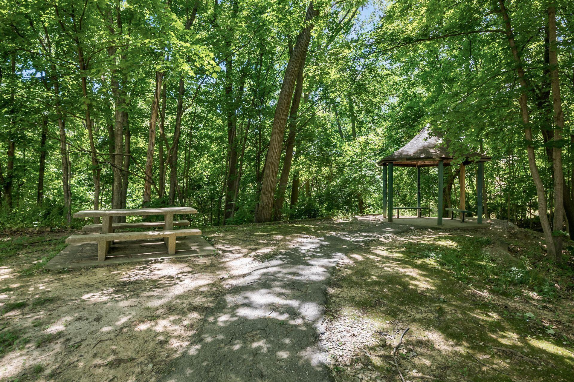 2711 Woodland Trail Drive