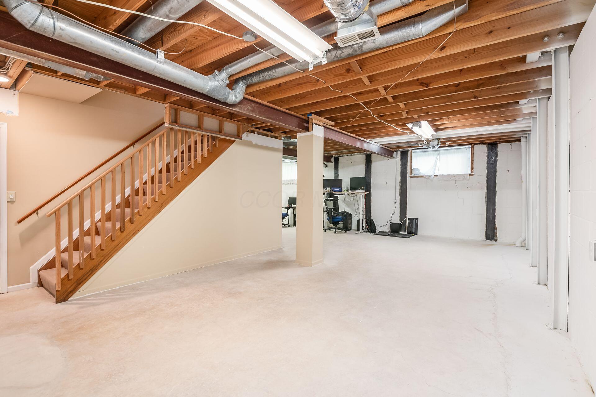 2711 Woodland Trail Drive