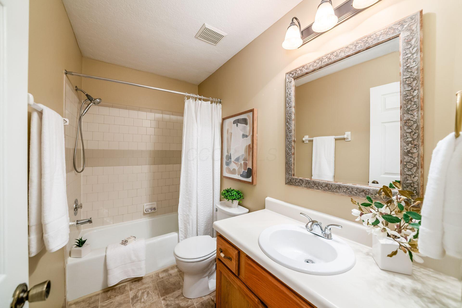 2711 Woodland Trail Drive
