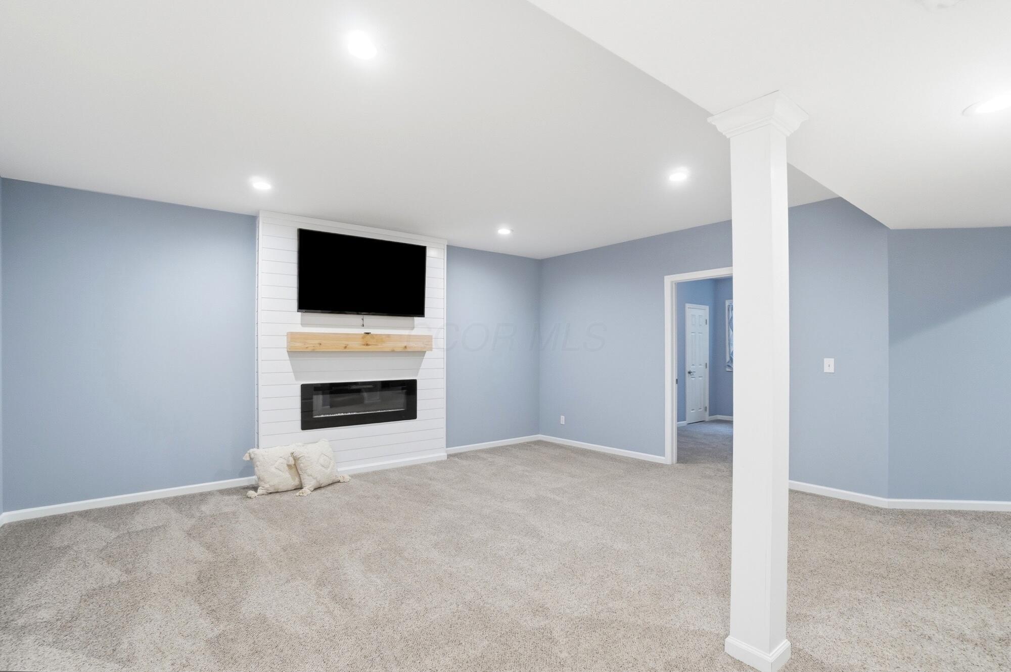 6333 Crystal Valley Drive