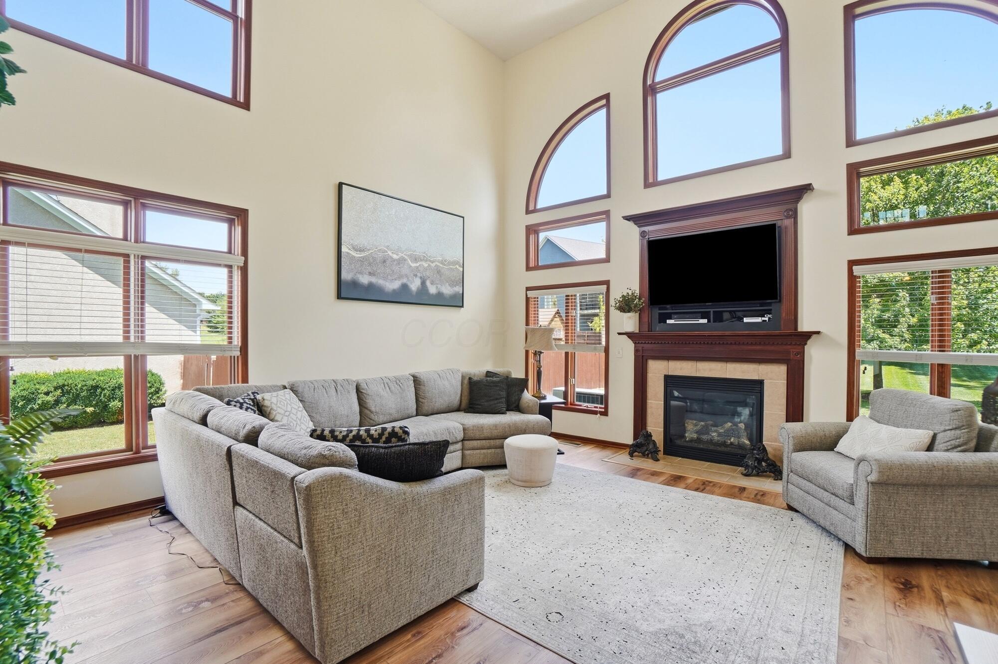 6333 Crystal Valley Drive