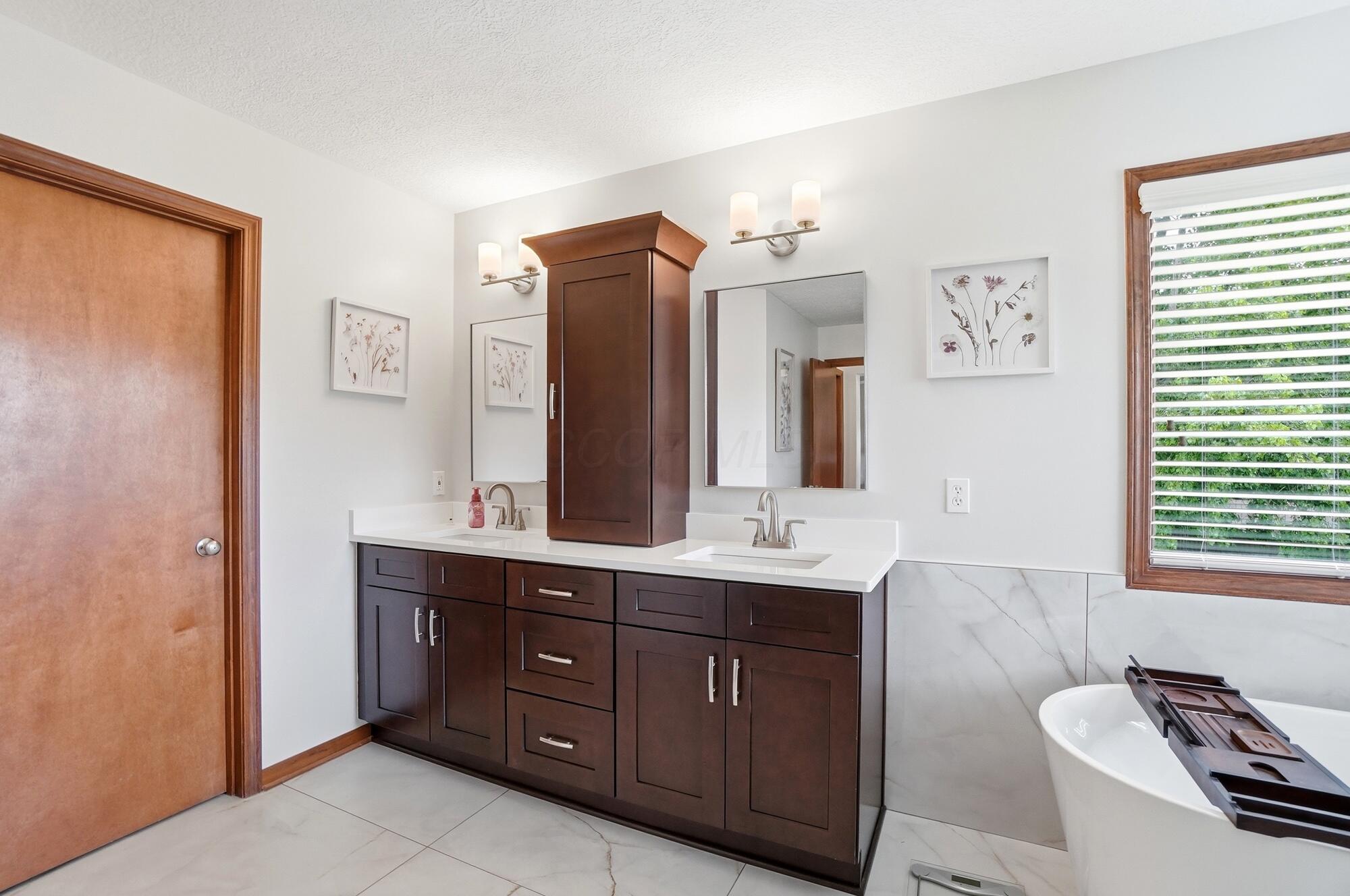 6333 Crystal Valley Drive