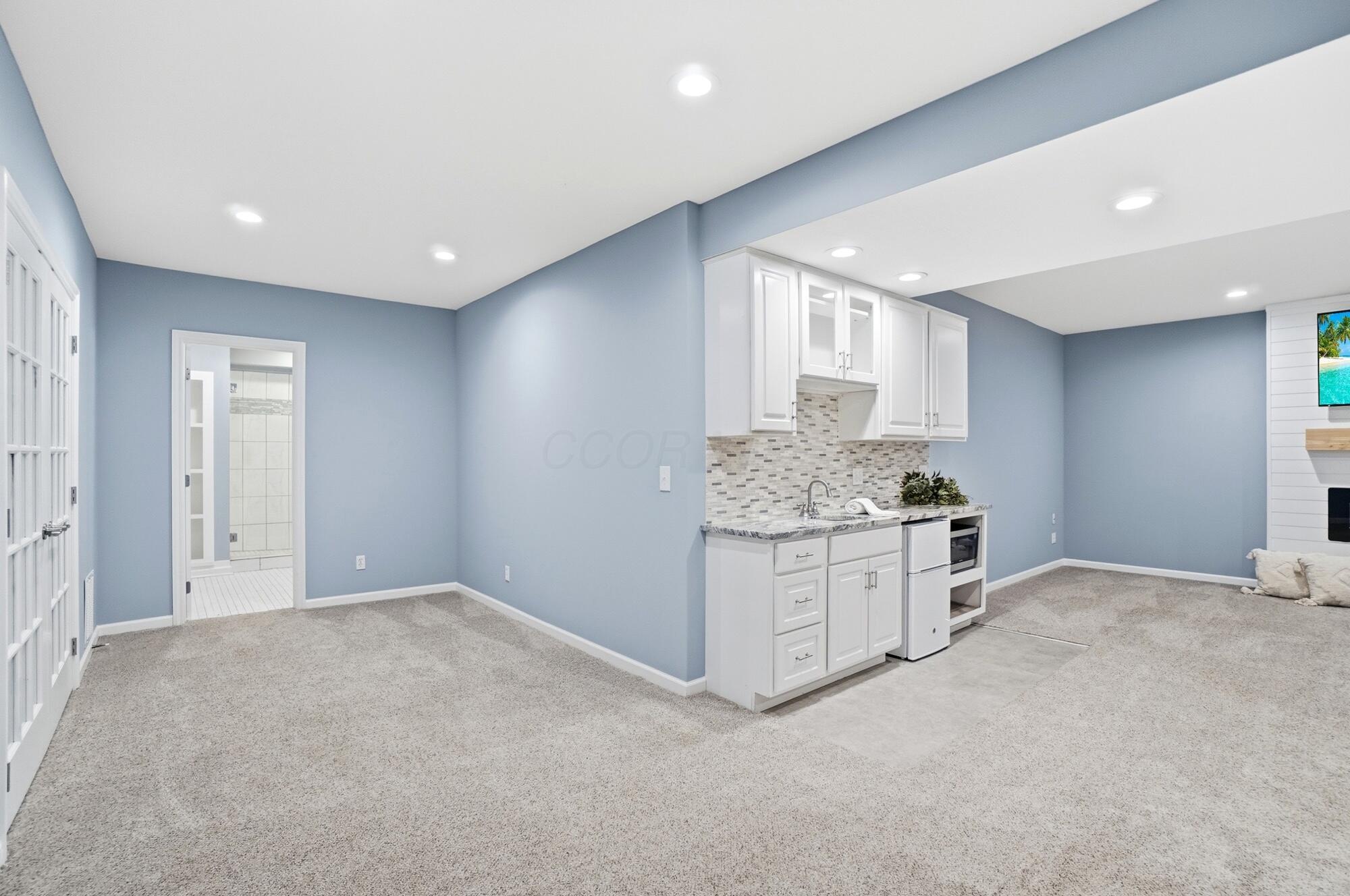 6333 Crystal Valley Drive