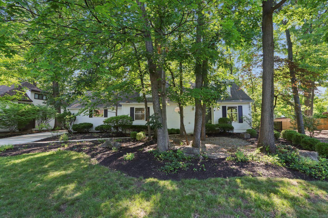 730 Mohican Way