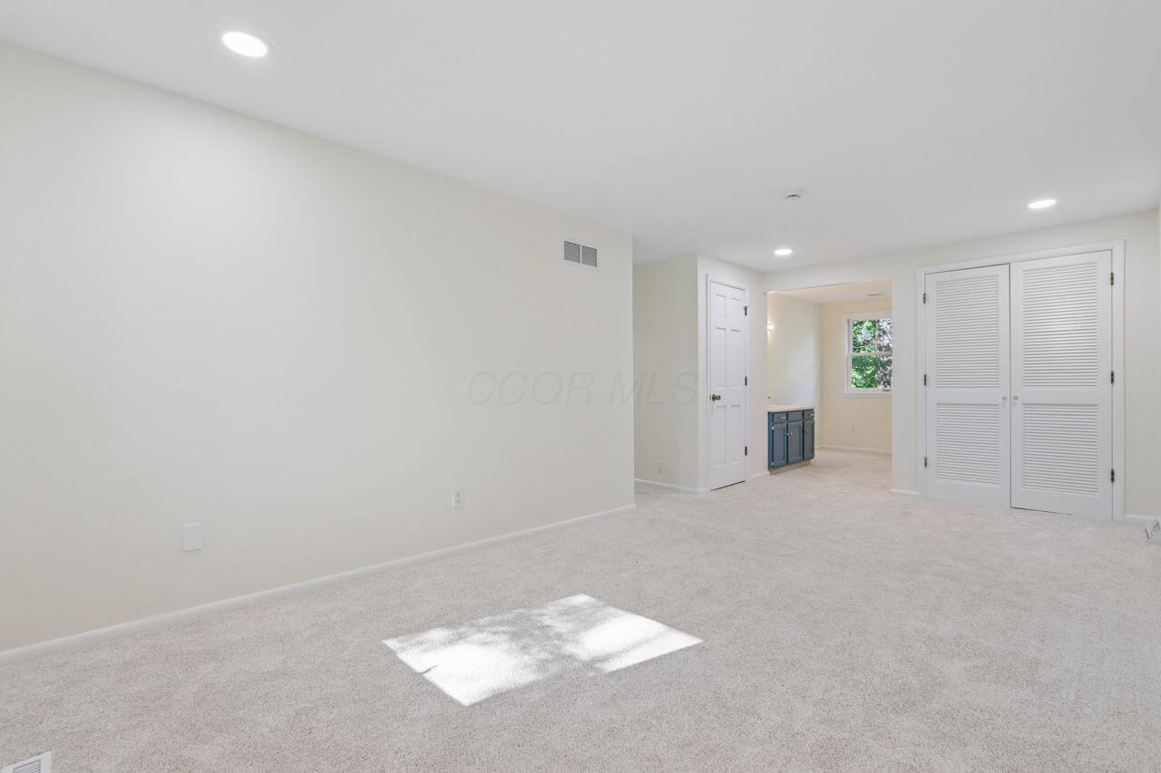 730 Mohican Way