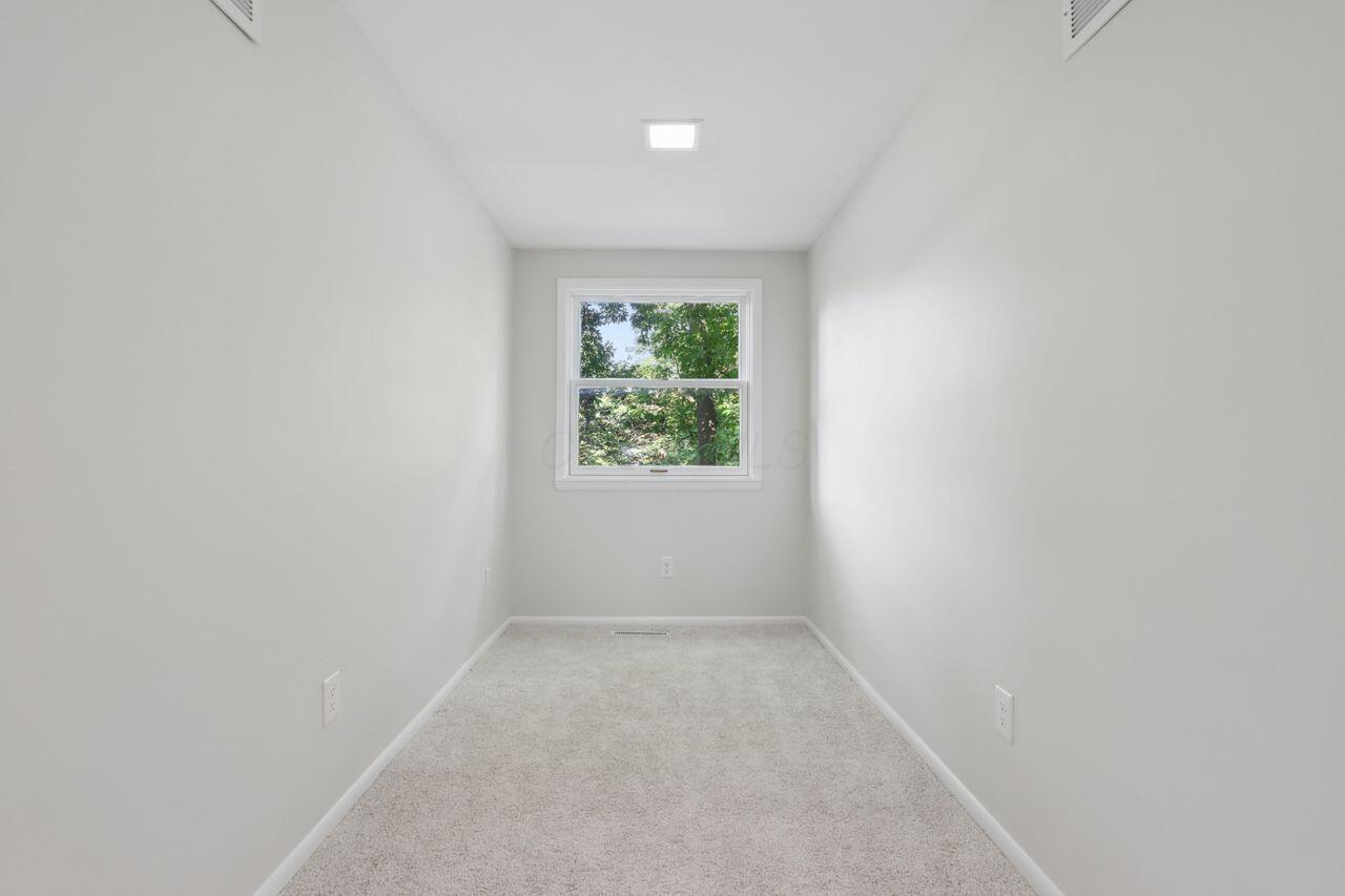 730 Mohican Way