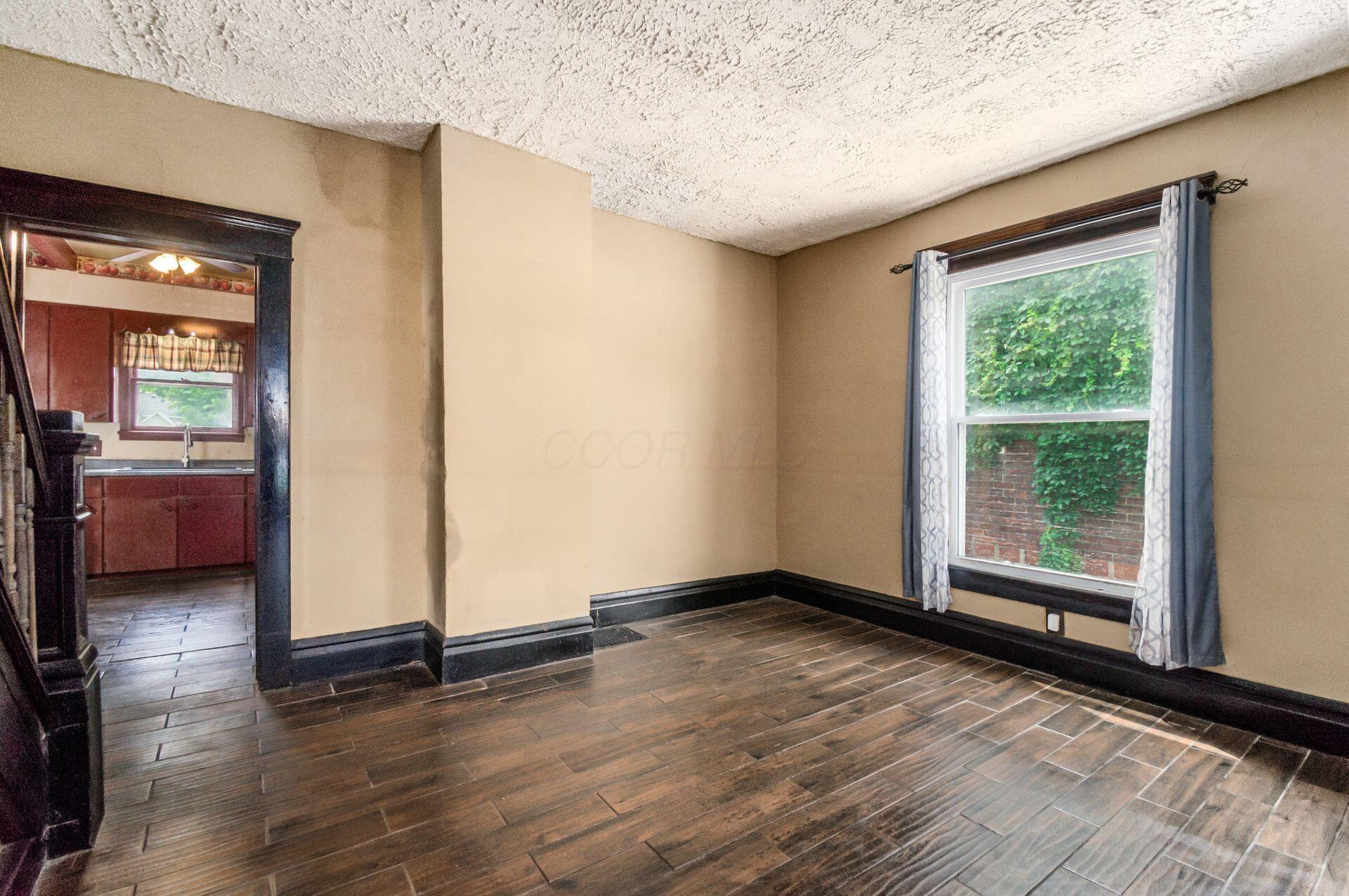 112 Dewey Avenue