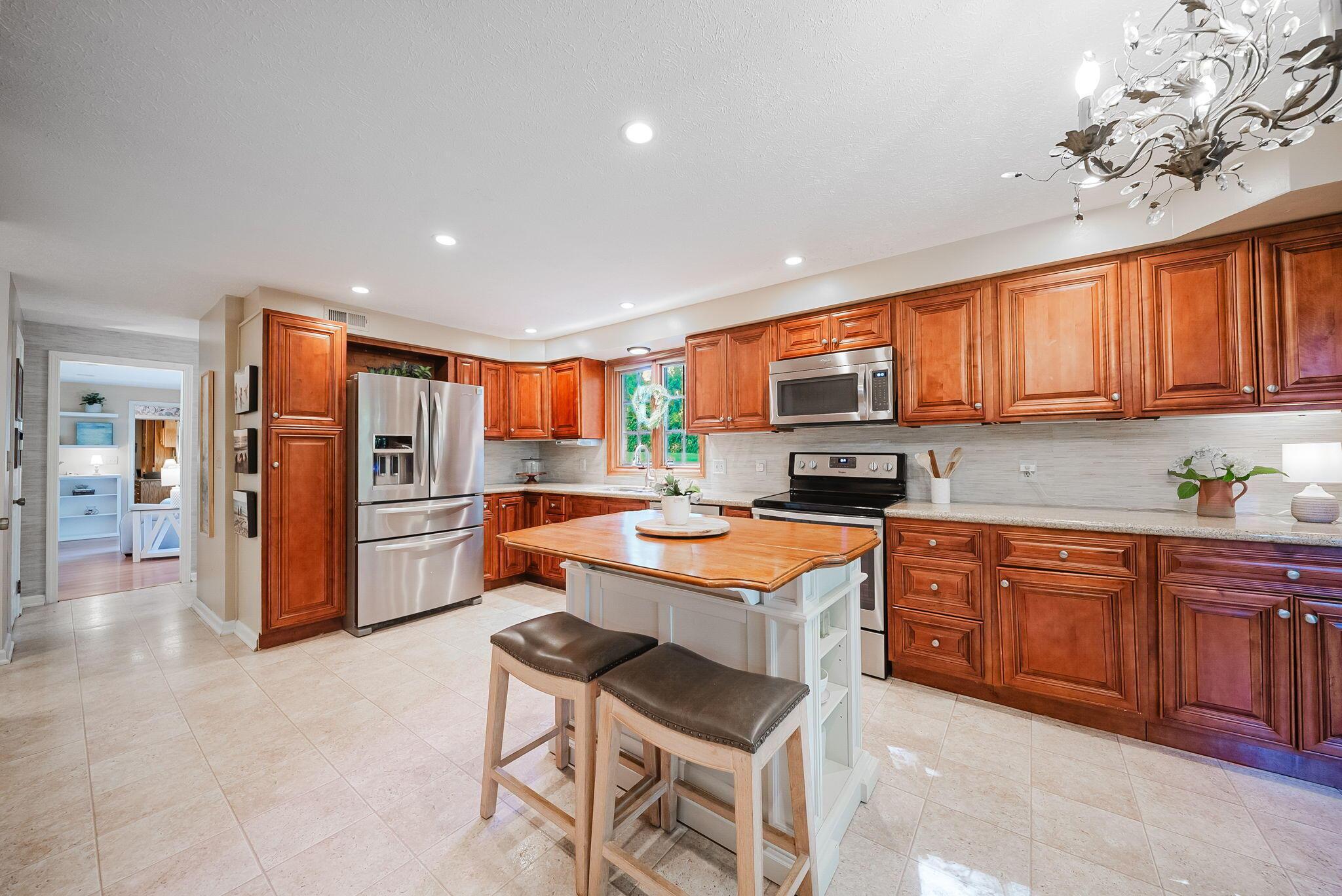 1186 Royal Oak Court