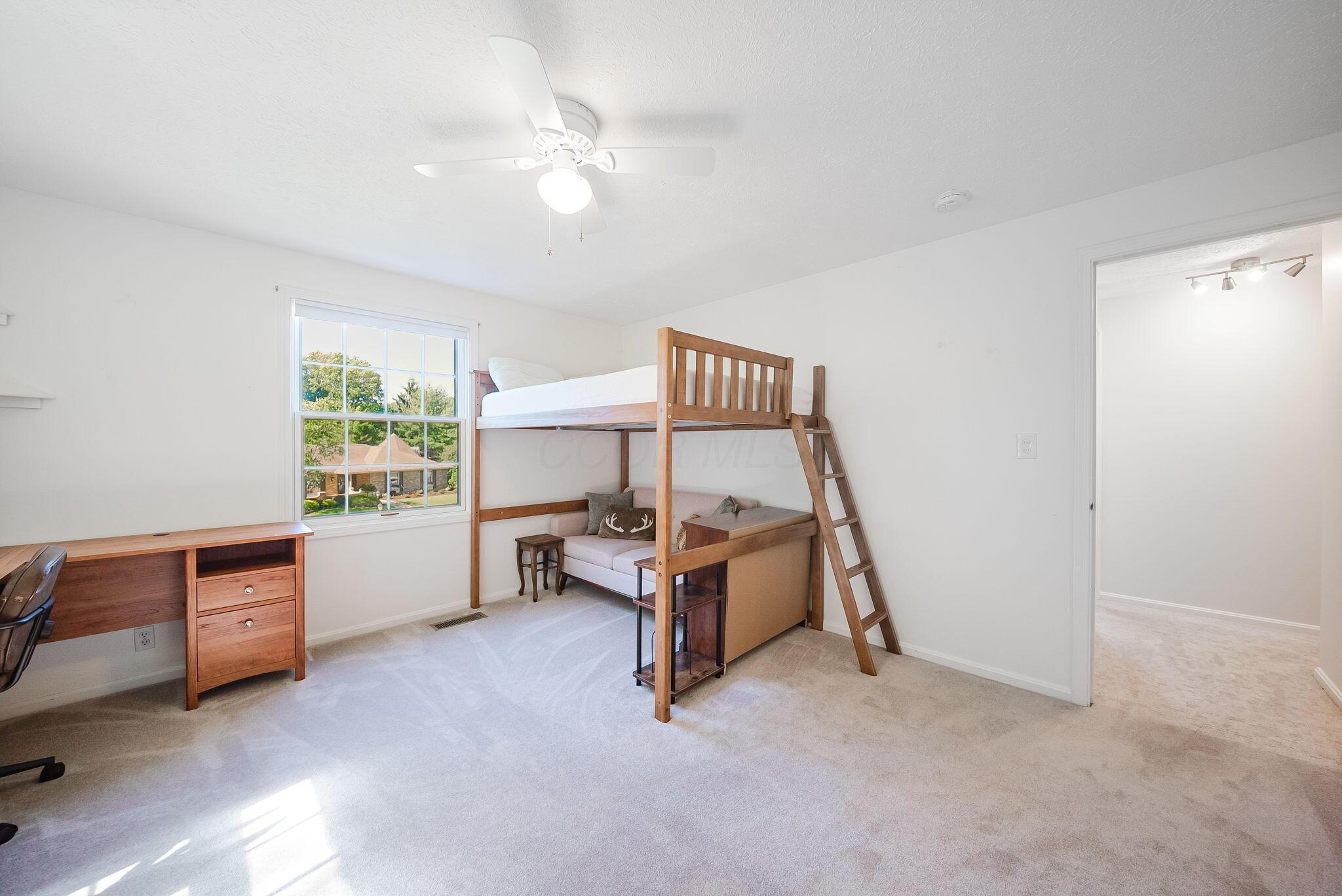 1186 Royal Oak Court
