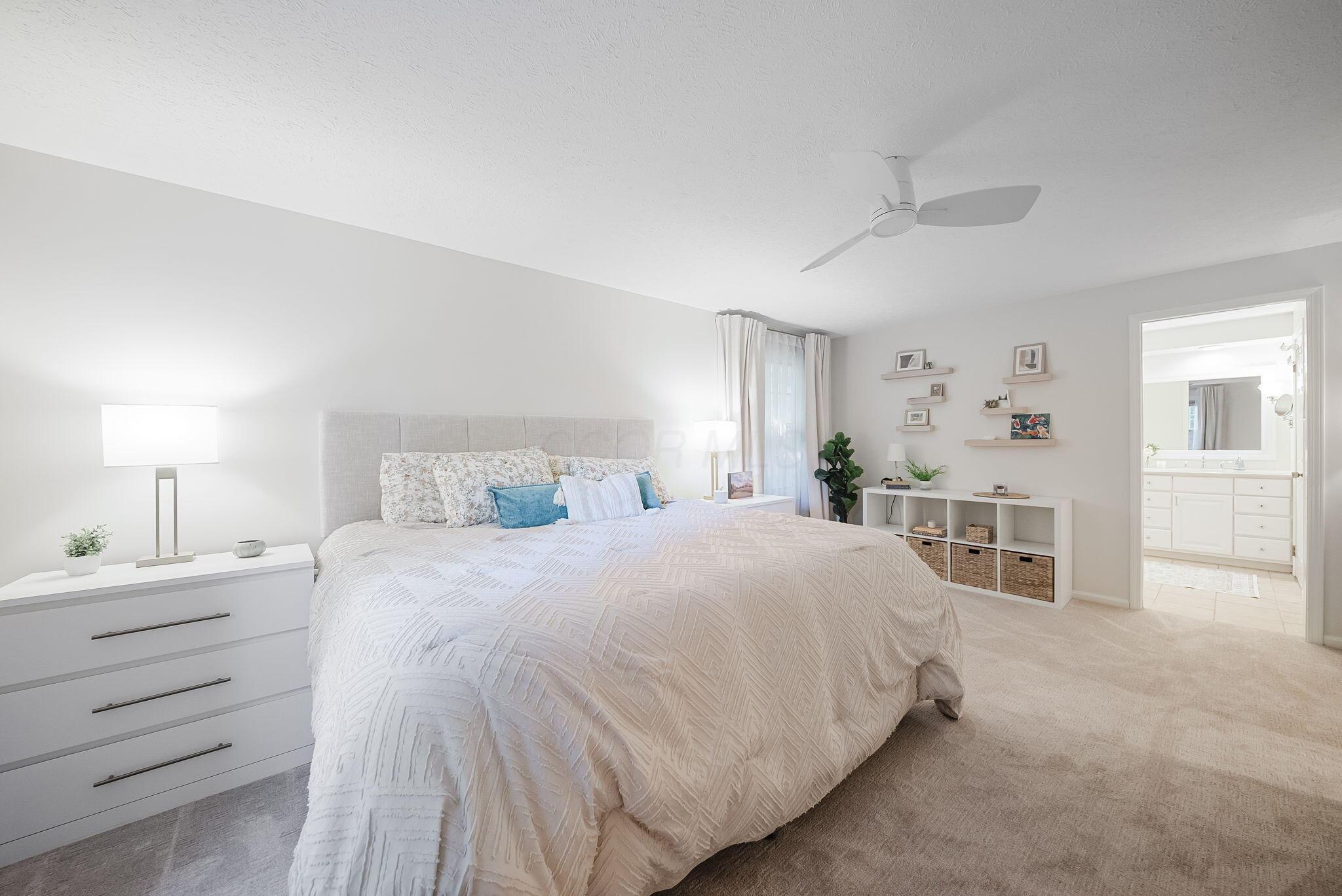 1186 Royal Oak Court
