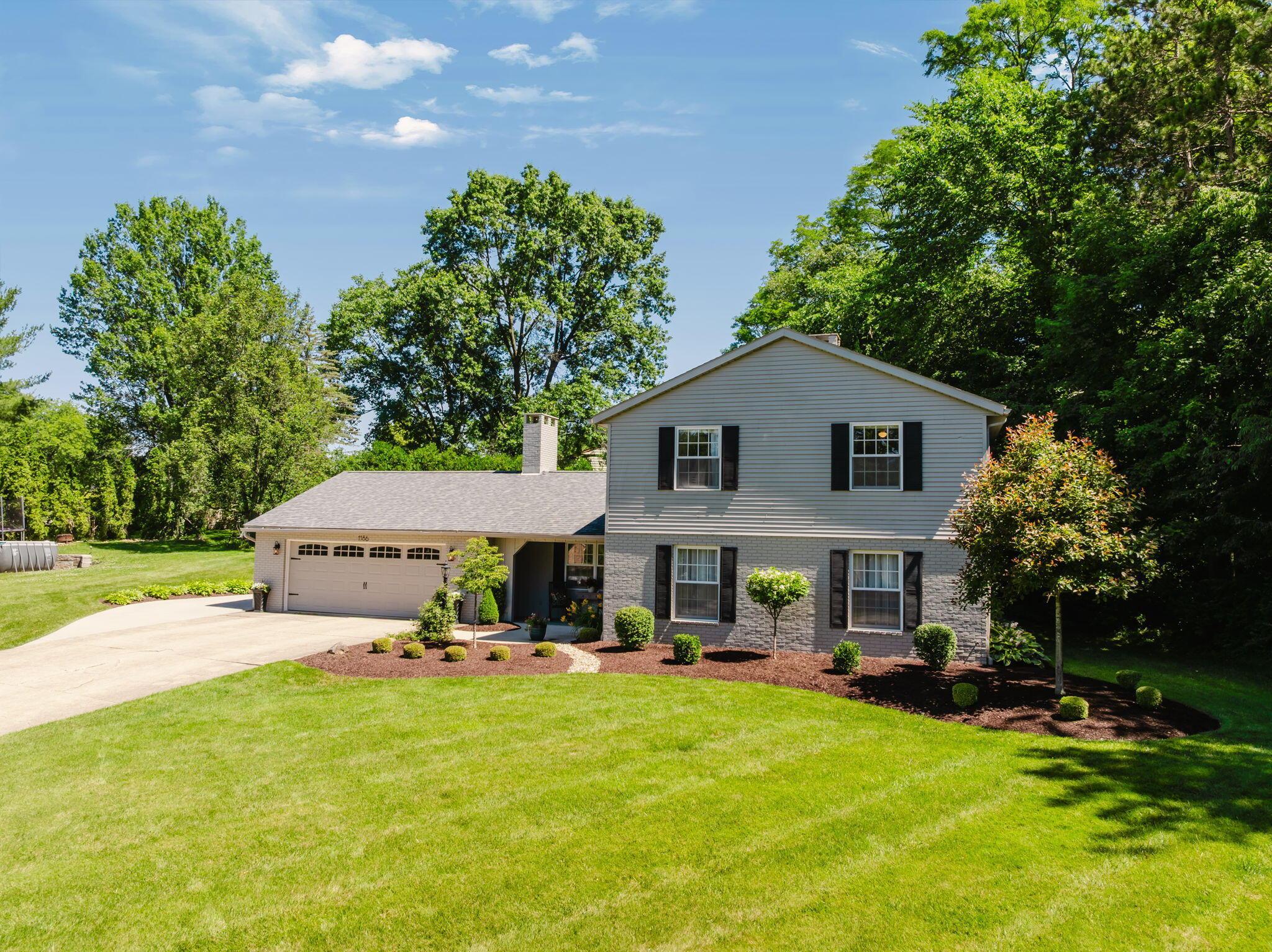 1186 Royal Oak Court