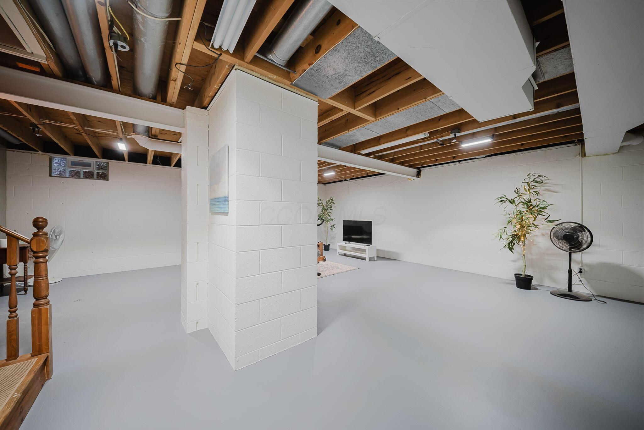 1186 Royal Oak Court