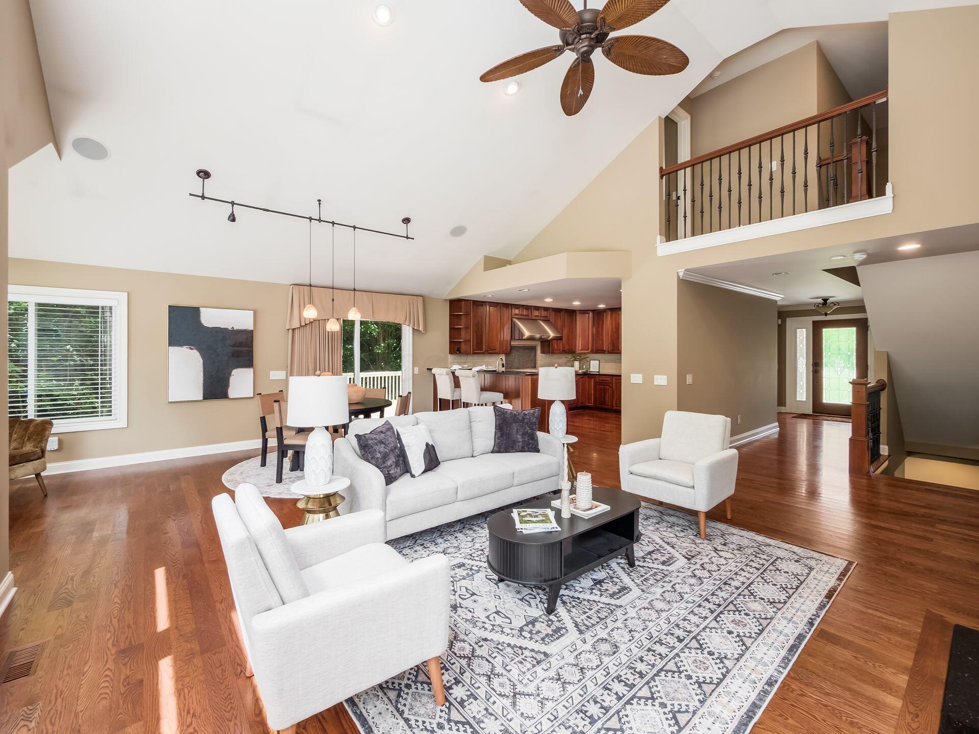 1065 Bluff Vista Drive
