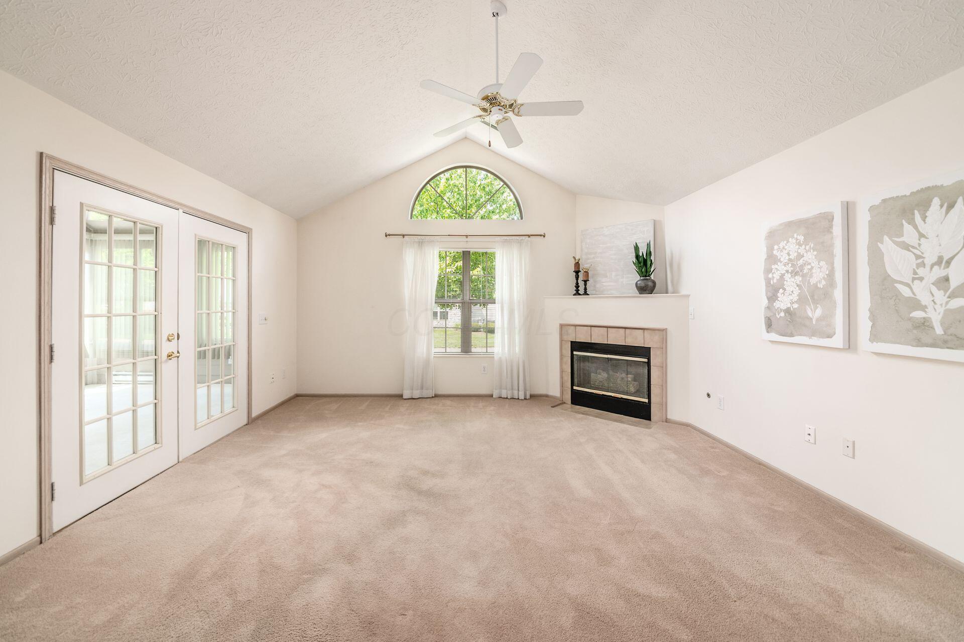 5606 Meadowood Lane